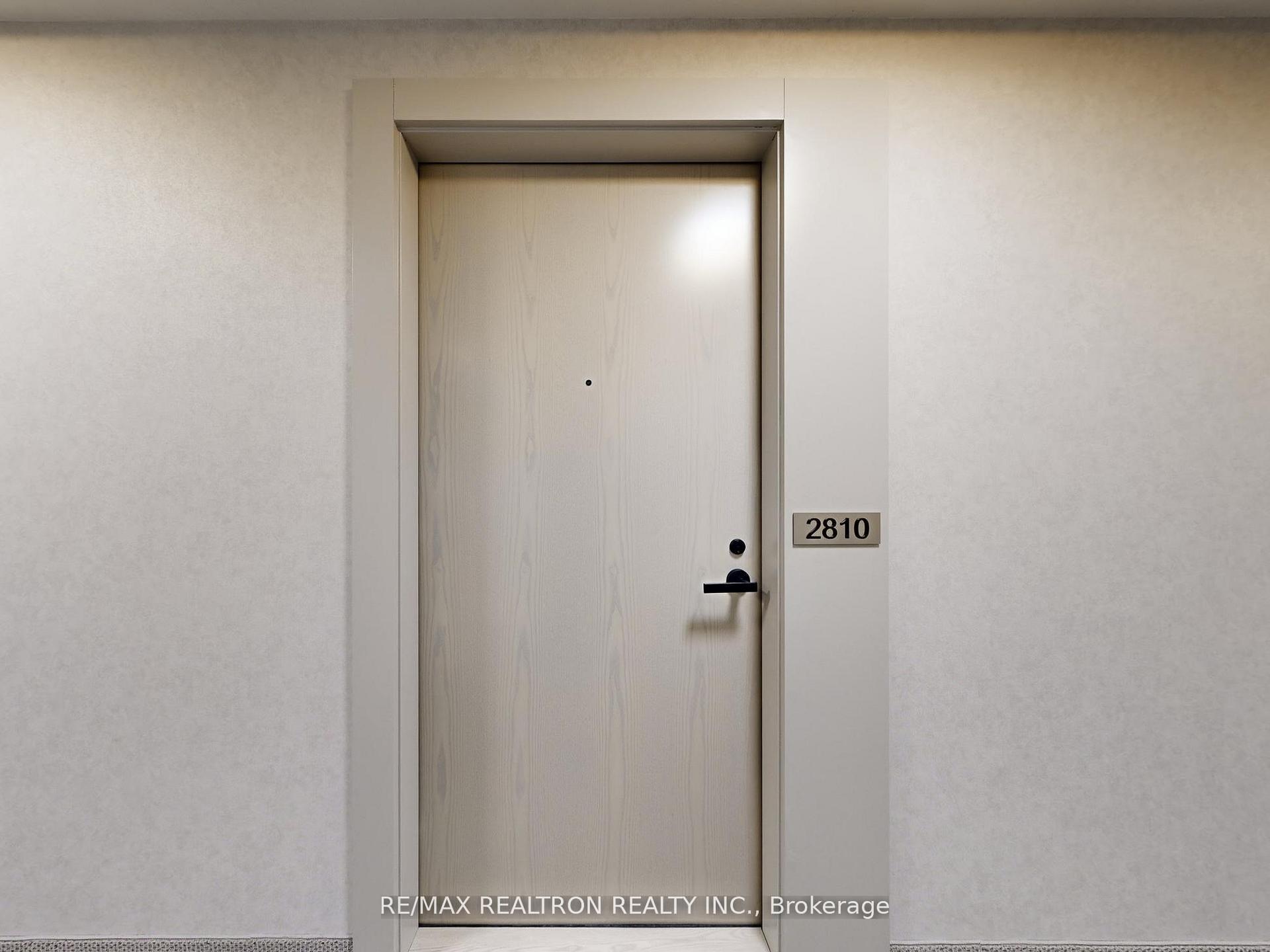 Photo 2 of Unit 2810, 8 Interchange Way, Vaughan, Vaughan Corporate Centre — HOMEH