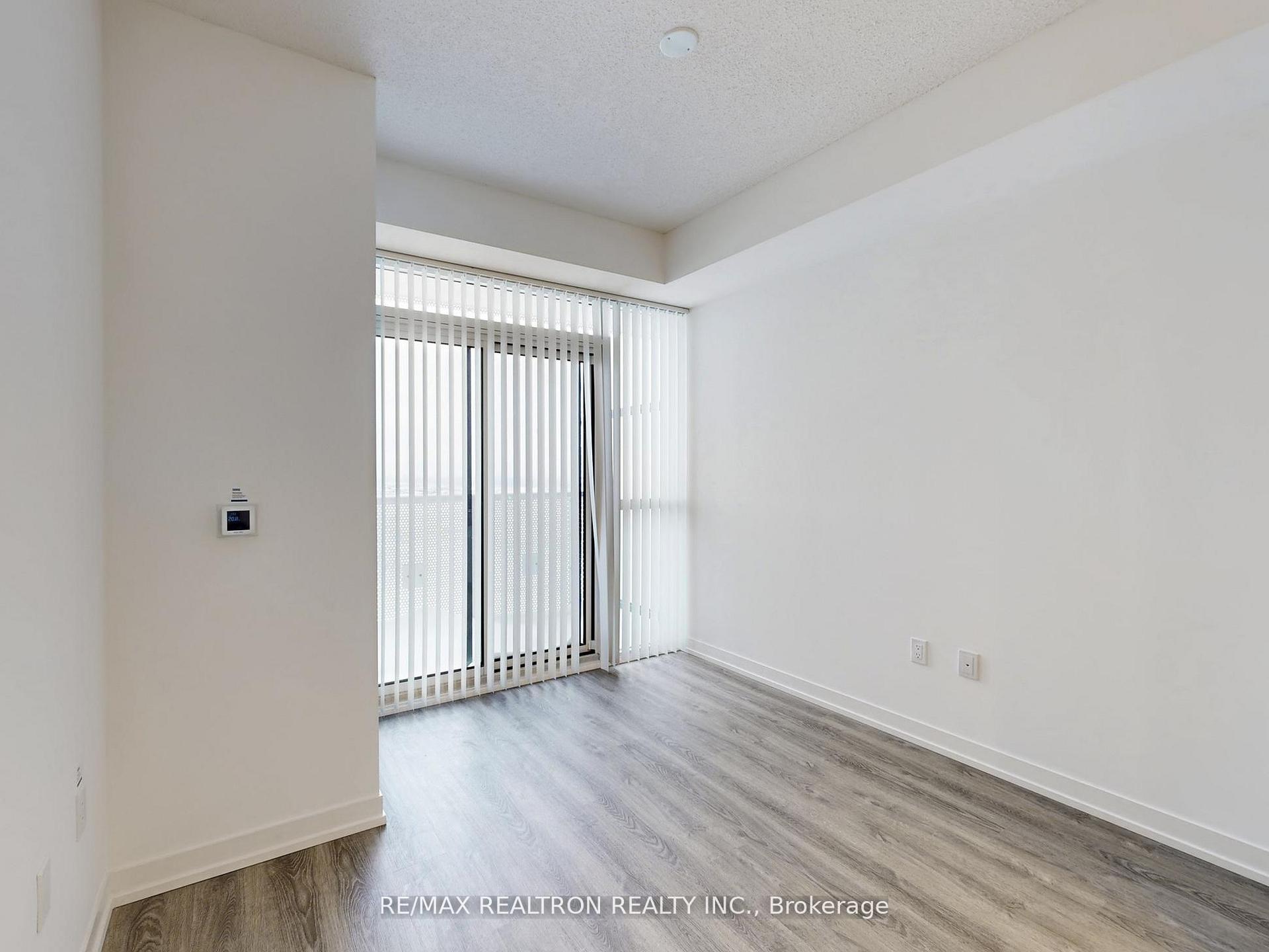 Photo 7 of Unit 2810, 8 Interchange Way, Vaughan, Vaughan Corporate Centre — HOMEH