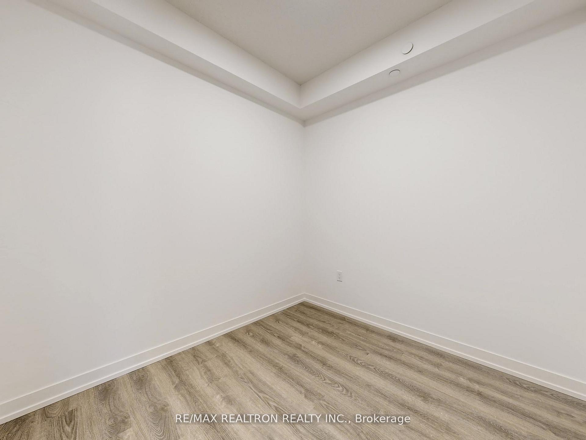 Photo 14 of Unit 2810, 8 Interchange Way, Vaughan, Vaughan Corporate Centre — HOMEH