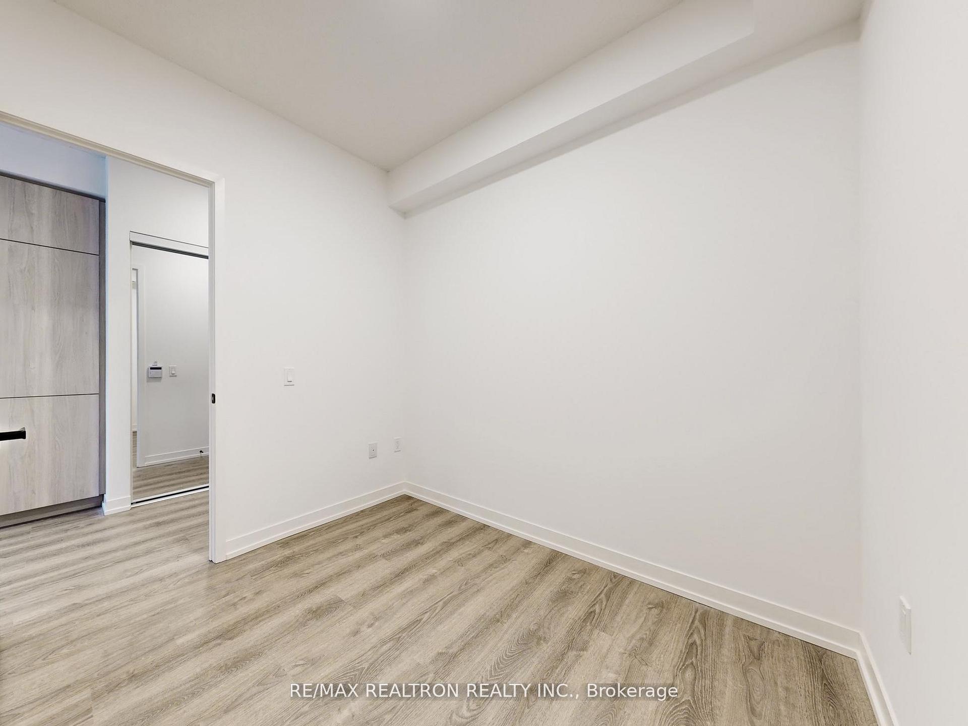 Photo 18 of Unit 2810, 8 Interchange Way, Vaughan, Vaughan Corporate Centre — HOMEH
