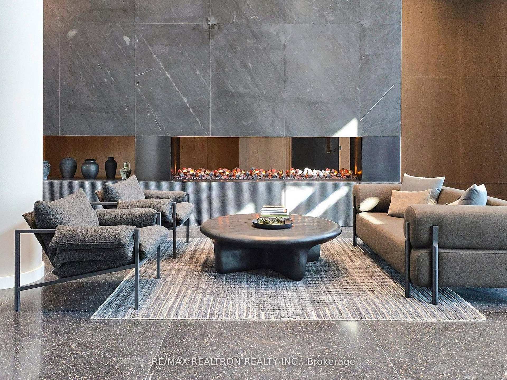 Photo 15 of Unit 2810, 8 Interchange Way, Vaughan, Vaughan Corporate Centre — HOMEH