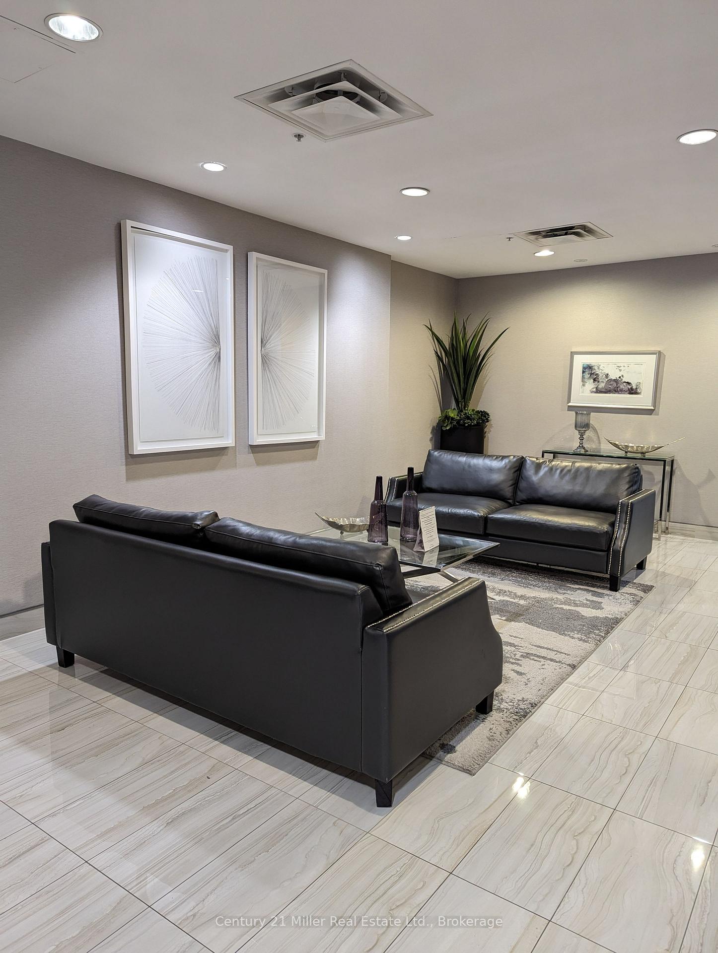 Photo 5 of Unit 106, 85 Robinson Street, Hamilton, Durand — HOMEH
