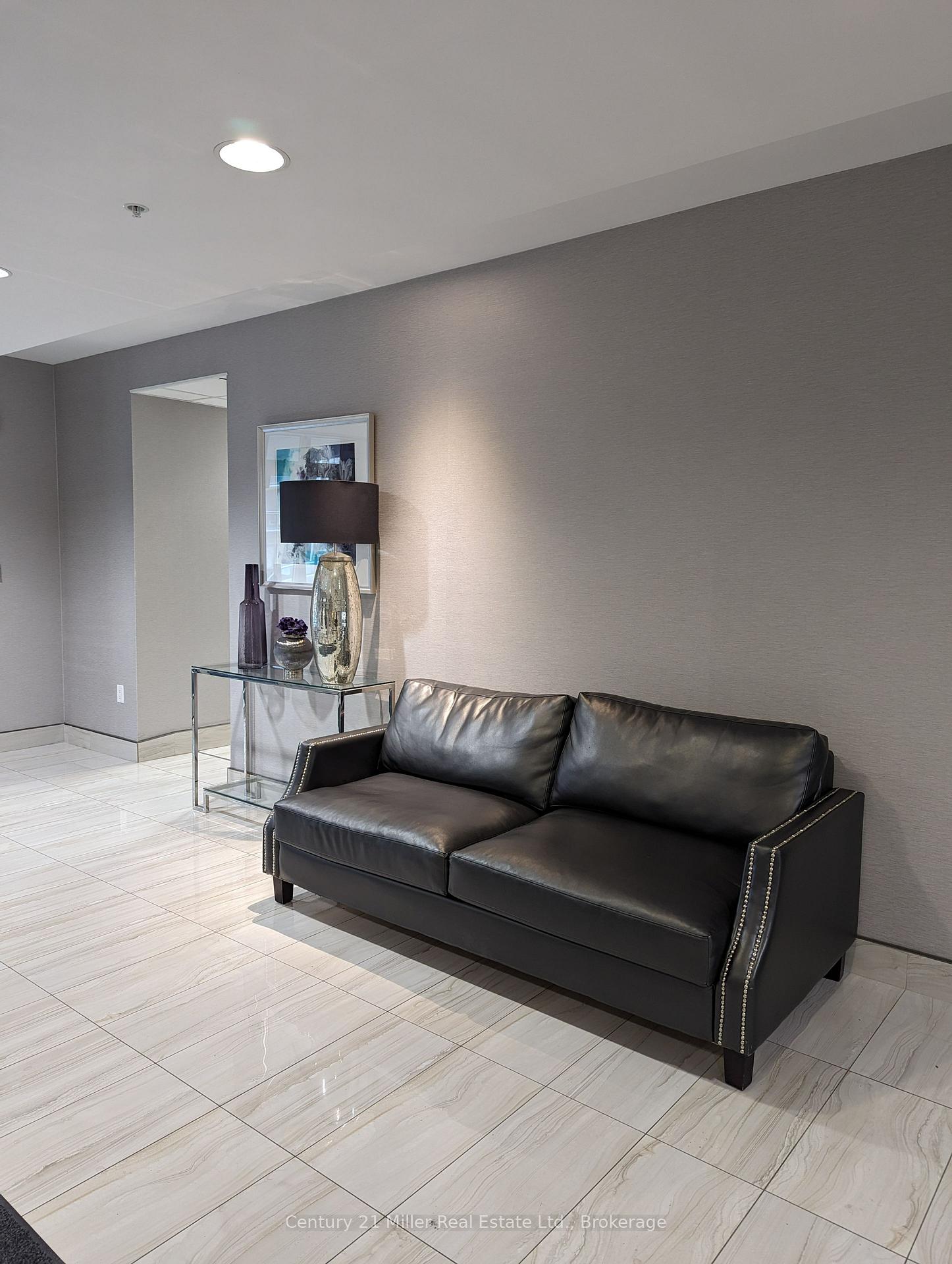 Photo 7 of Unit 106, 85 Robinson Street, Hamilton, Durand — HOMEH