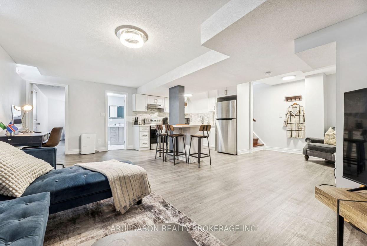 Photo 19 of 3 Booth Crescent, Ajax, Central — HOMEH
