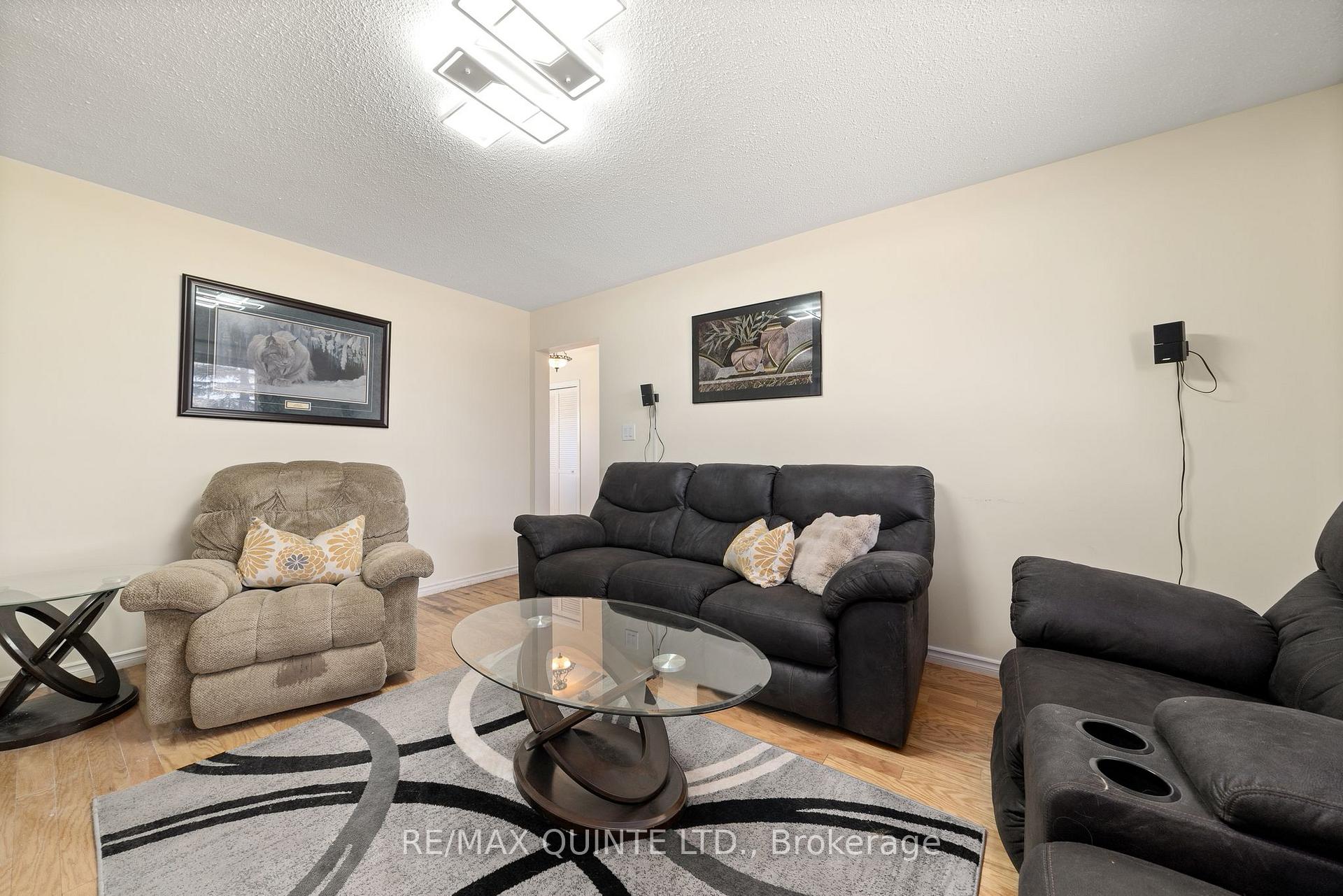 Photo 16 of 246 Mitchell Road, Belleville, Belleville Ward — HOMEH