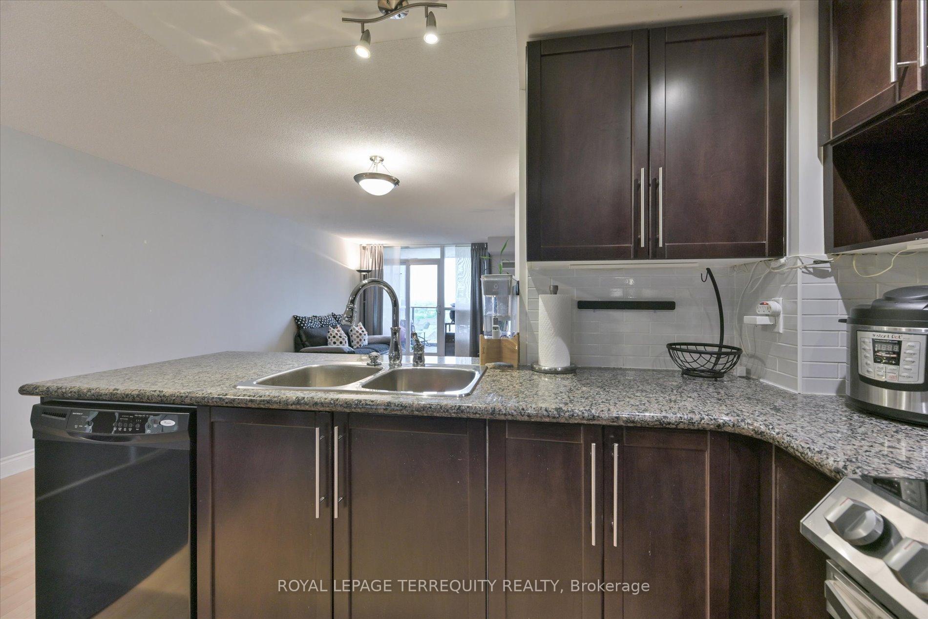 Photo 7 of Unit 1287, 23 Cox Boulevard, Markham, Unionville — HOMEH