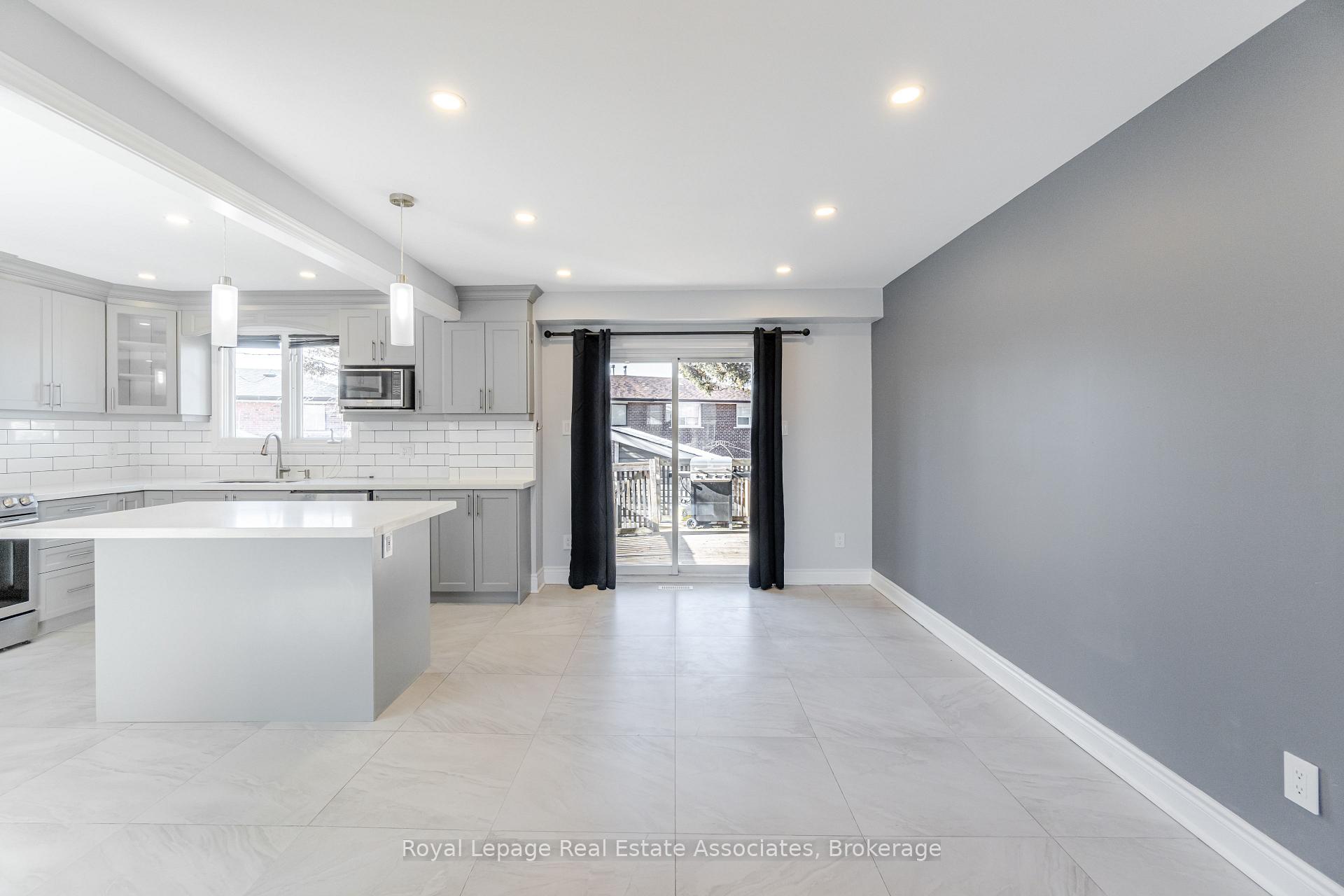 Photo 9 of Unit Upper level, 91 Bruce beer Drive, Brampton, Madoc — HOMEH
