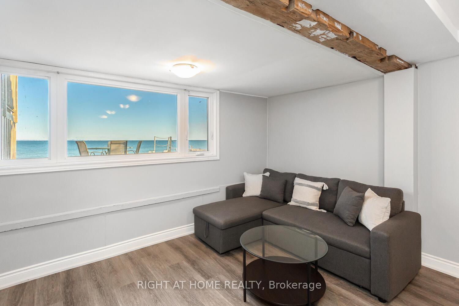 Photo 7 of 18 1/2 Lakeshore Drive, Hamilton, Stoney Creek — HOMEH