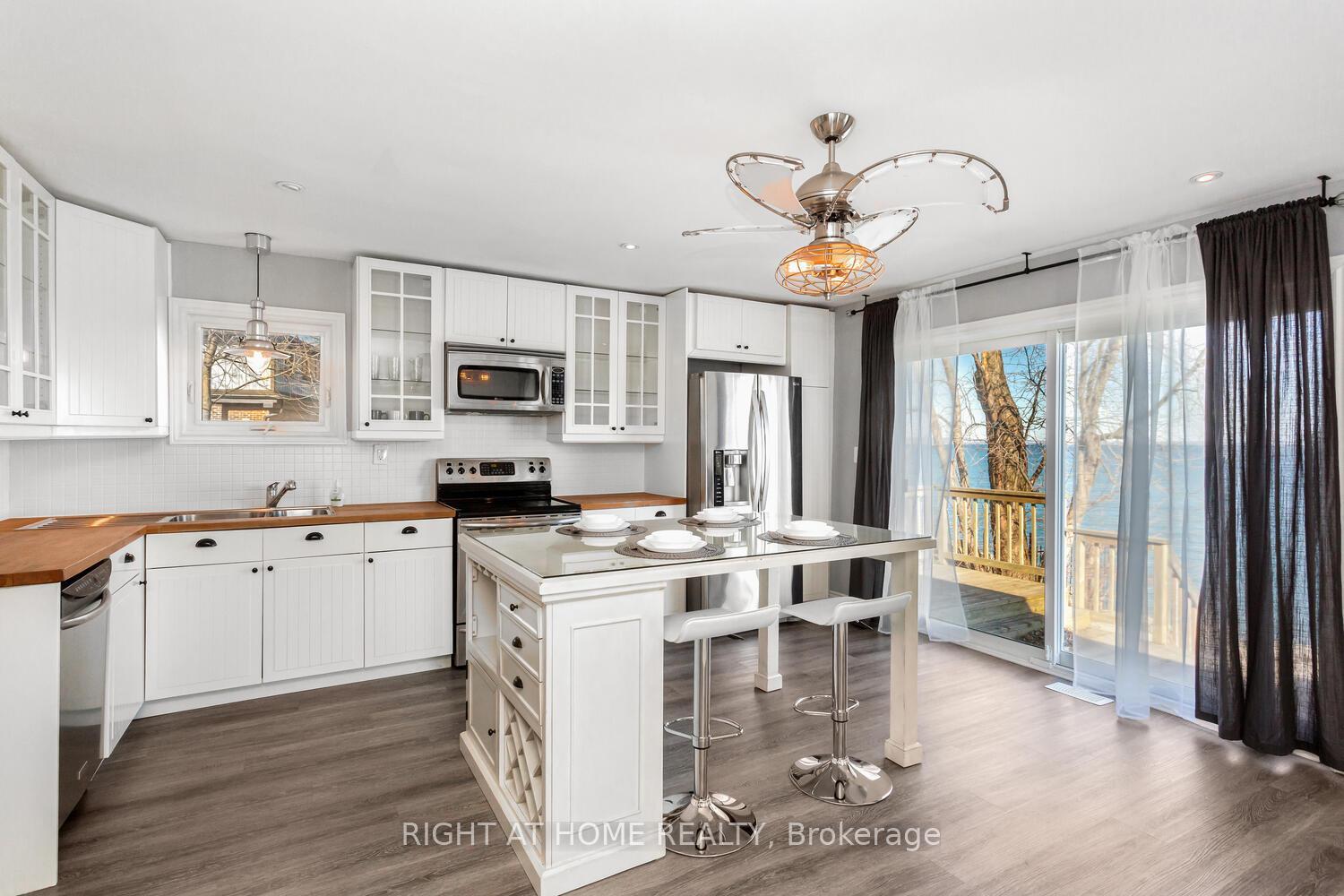 Photo 18 of 18 1/2 Lakeshore Drive, Hamilton, Stoney Creek — HOMEH