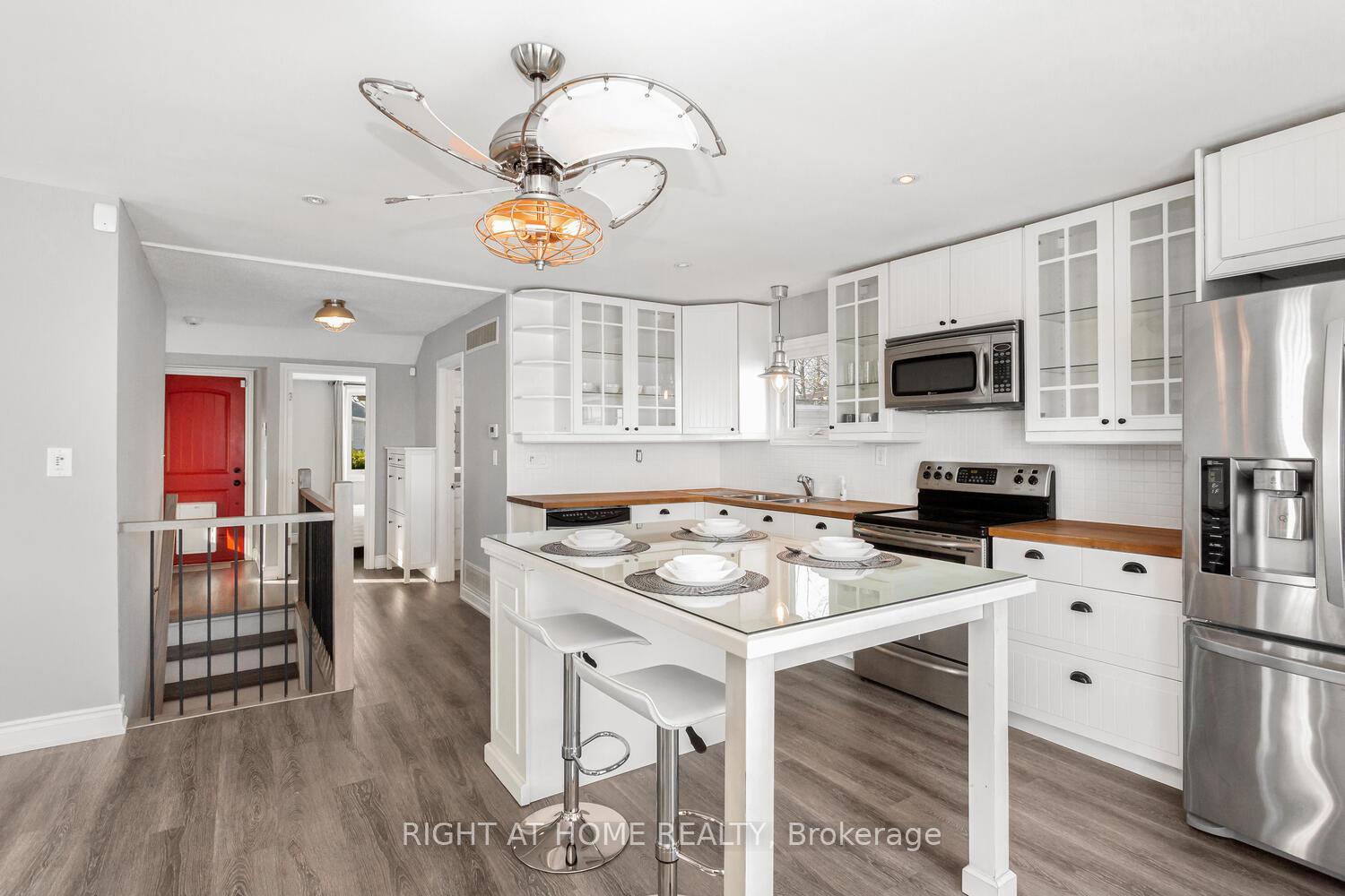 Photo 21 of 18 1/2 Lakeshore Drive, Hamilton, Stoney Creek — HOMEH