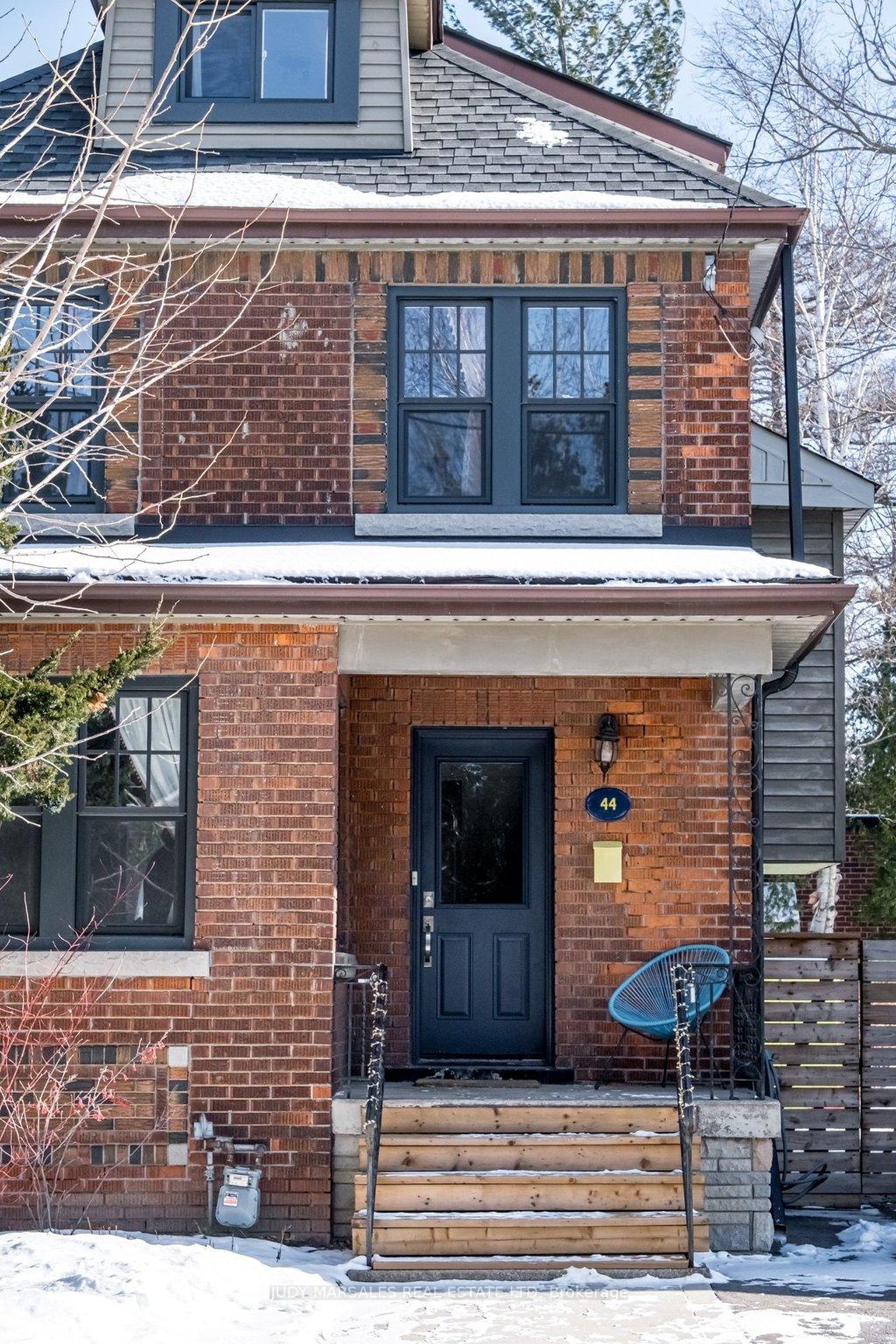 Photo 3 of 44 Cline Avenue N, Hamilton, Westdale — HOMEH
