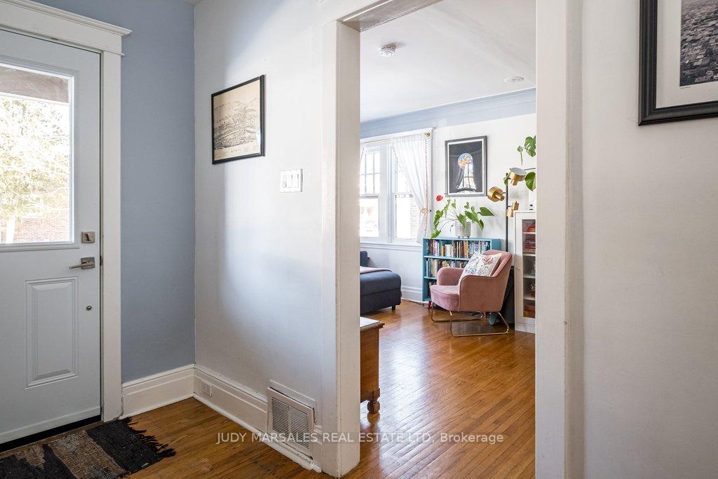 Photo 2 of 44 Cline Avenue N, Hamilton, Westdale — HOMEH