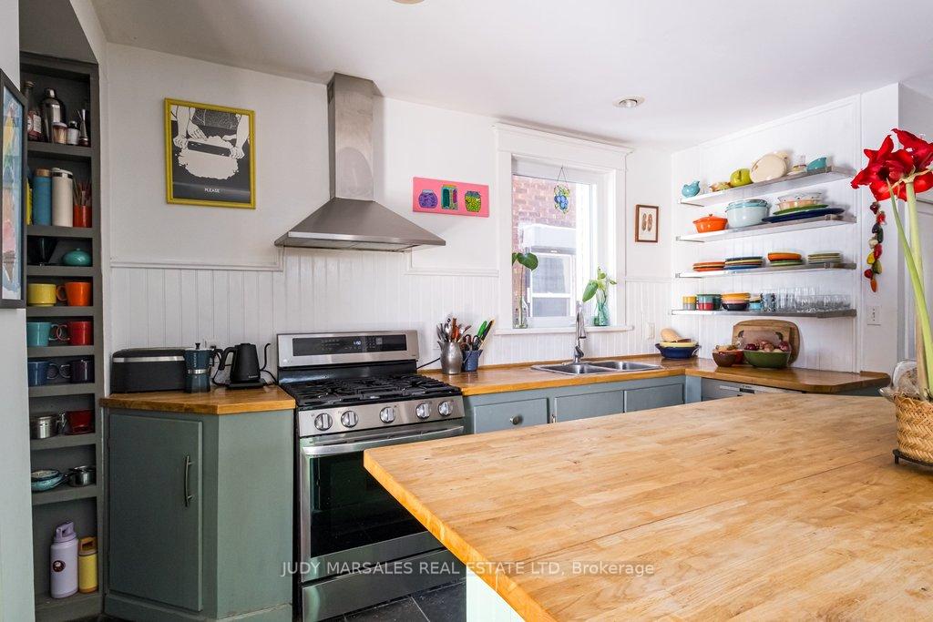 Photo 13 of 44 Cline Avenue N, Hamilton, Westdale — HOMEH