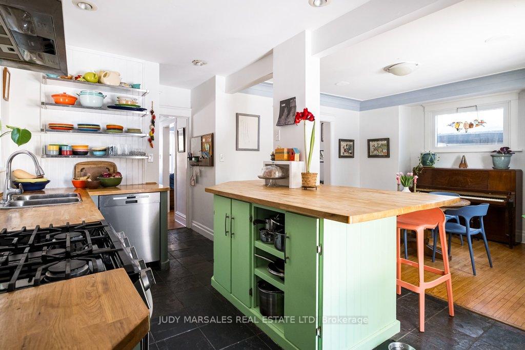 Photo 11 of 44 Cline Avenue N, Hamilton, Westdale — HOMEH