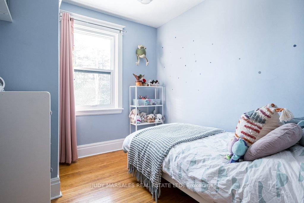 Photo 12 of 44 Cline Avenue N, Hamilton, Westdale — HOMEH