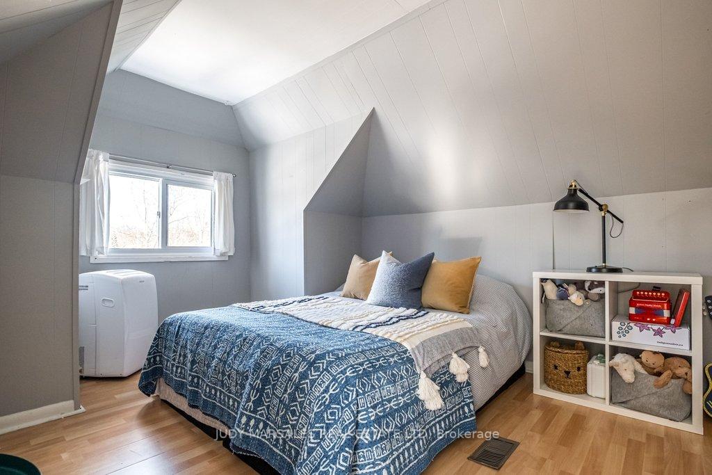 Photo 25 of 44 Cline Avenue N, Hamilton, Westdale — HOMEH