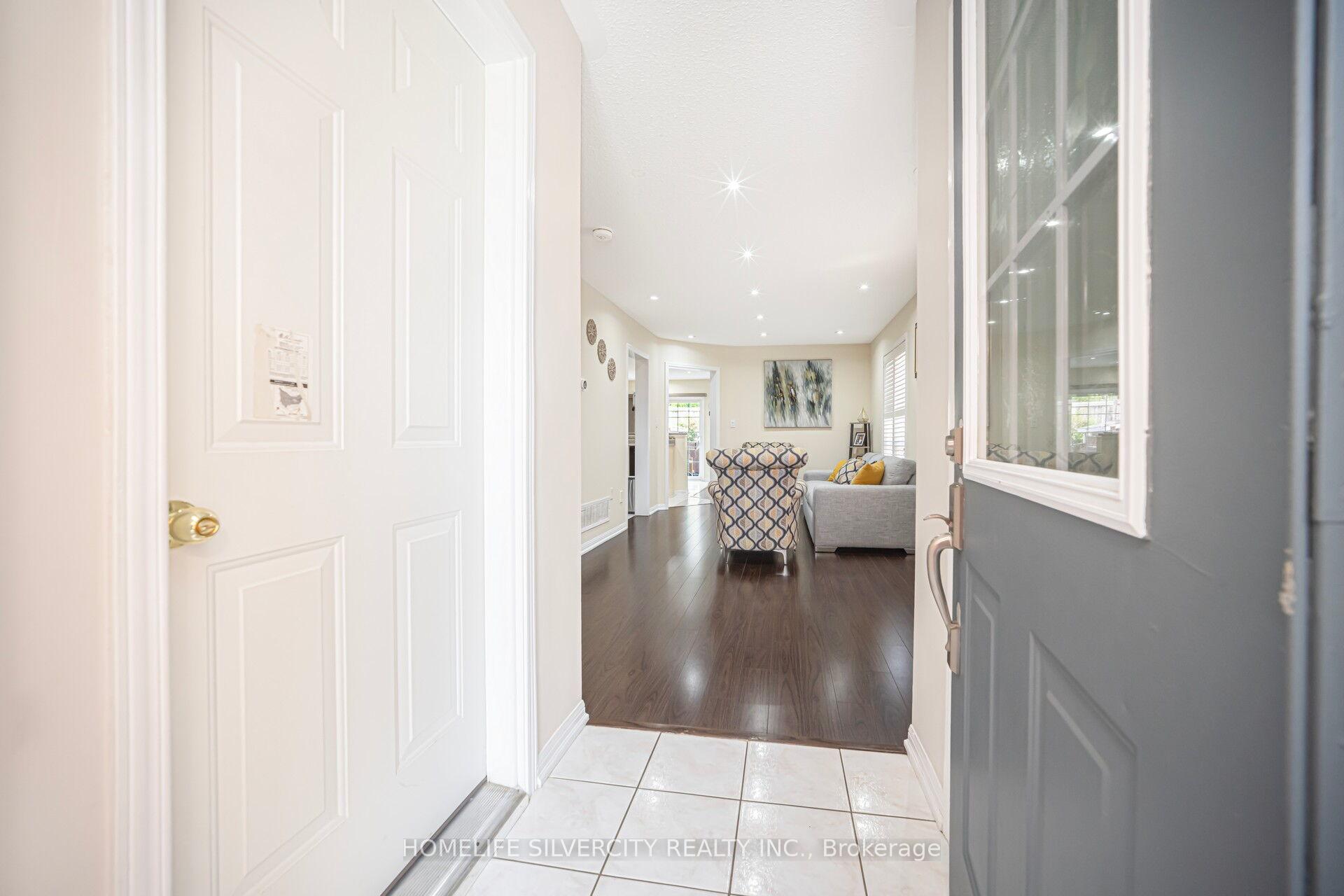 Photo 9 of 119 Herdwick Street, Brampton, Gore Industrial North — HOMEH