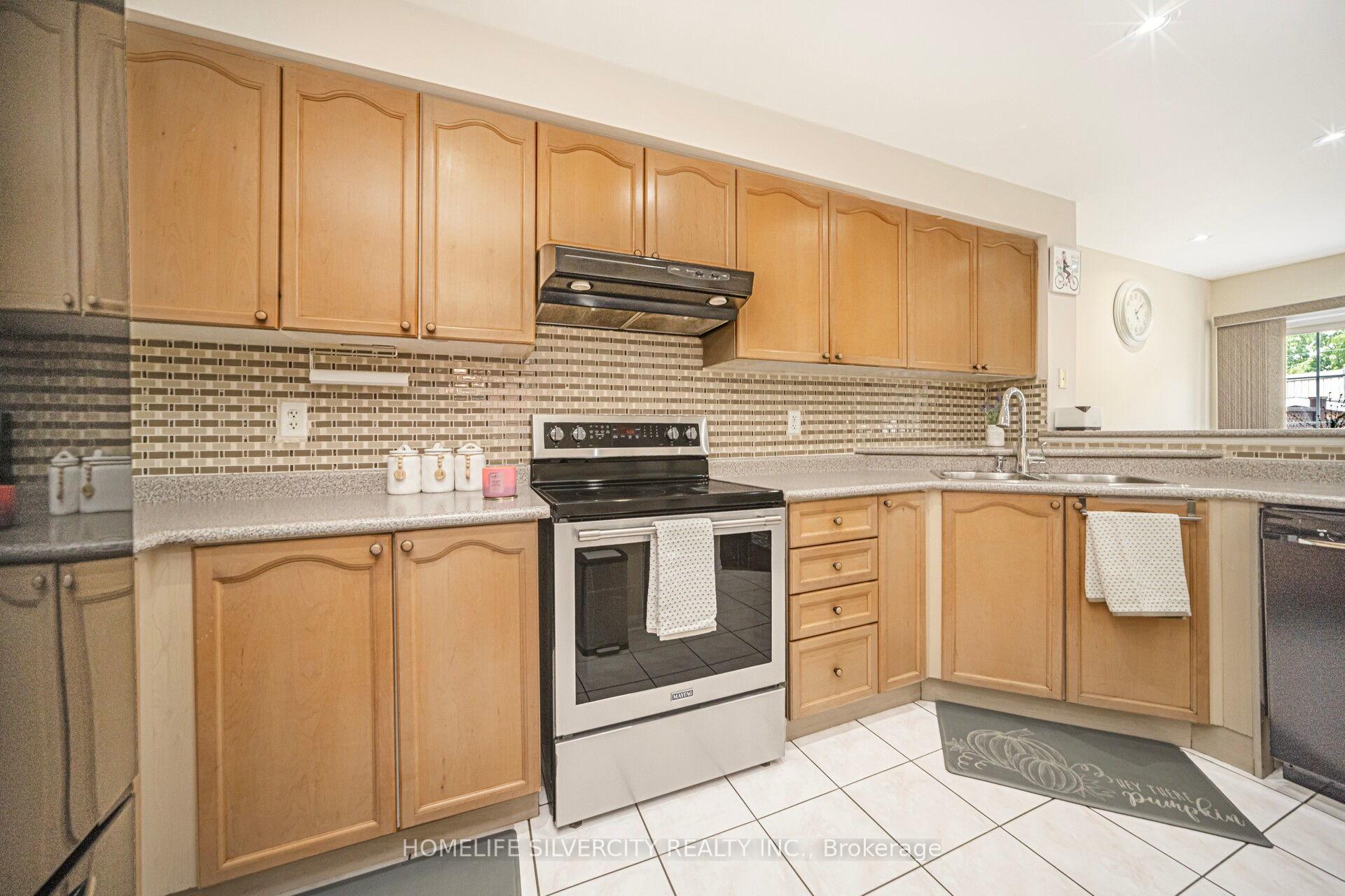Photo 30 of 119 Herdwick Street, Brampton, Gore Industrial North — HOMEH