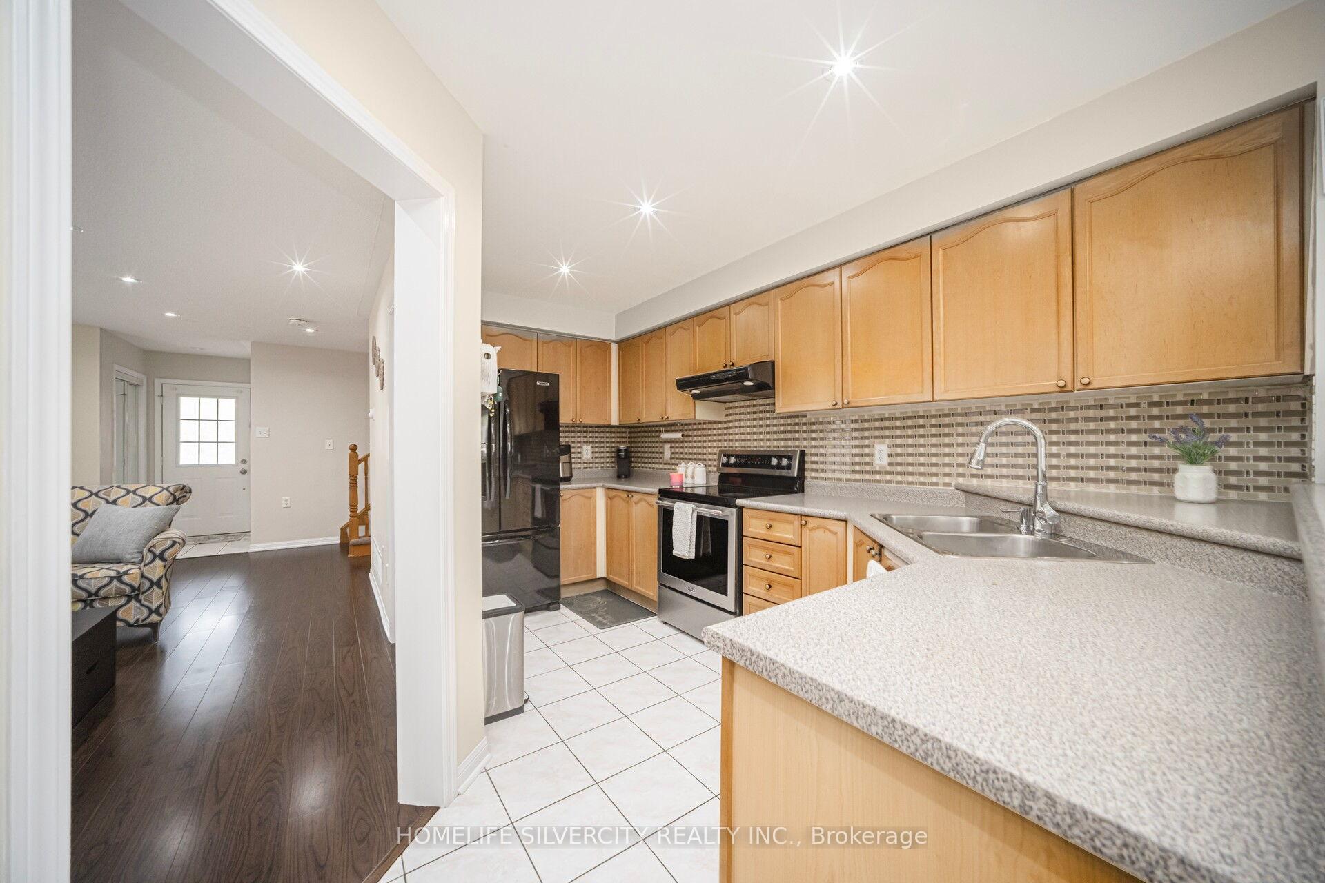 Photo 32 of 119 Herdwick Street, Brampton, Gore Industrial North — HOMEH
