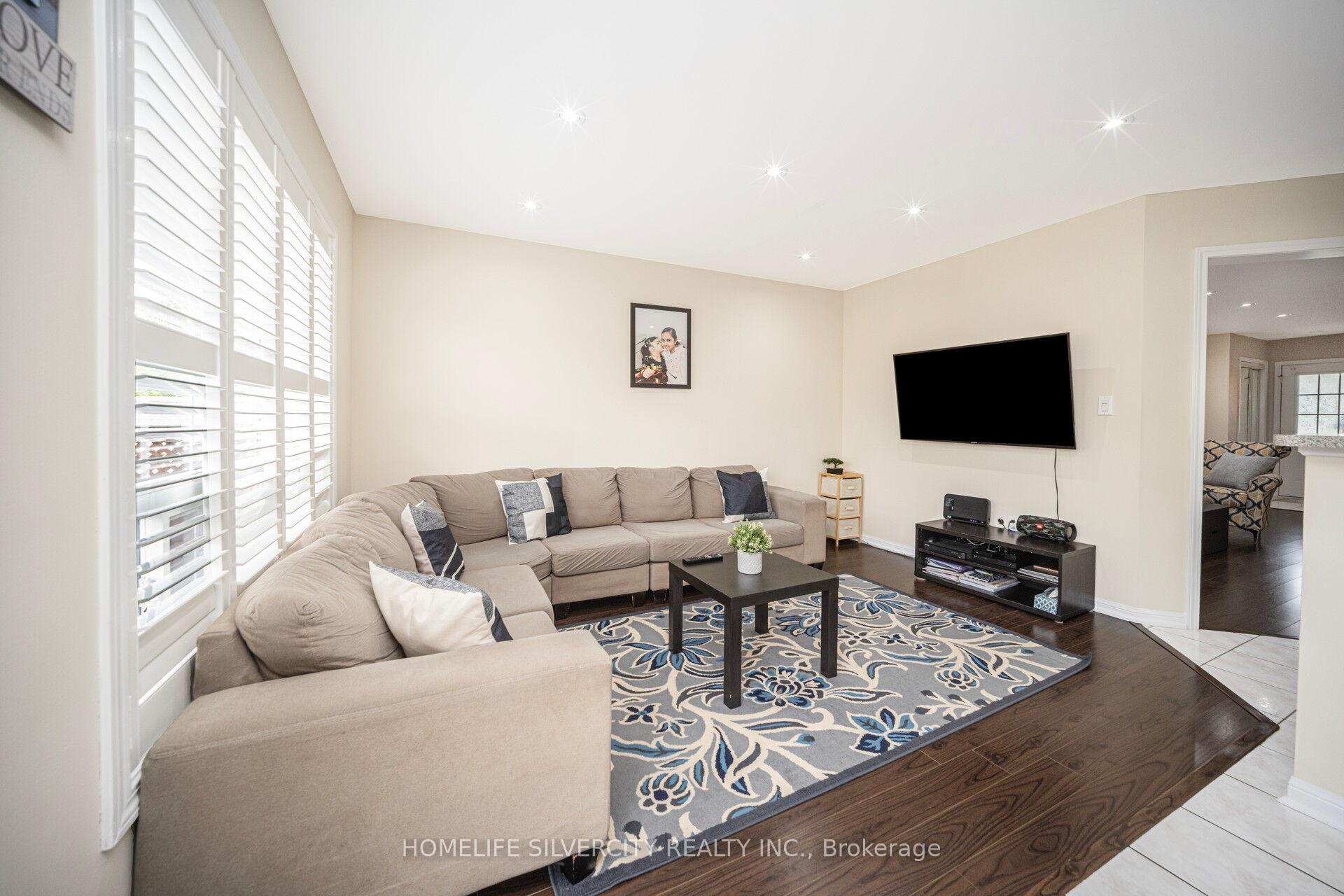 Photo 45 of 119 Herdwick Street, Brampton, Gore Industrial North — HOMEH