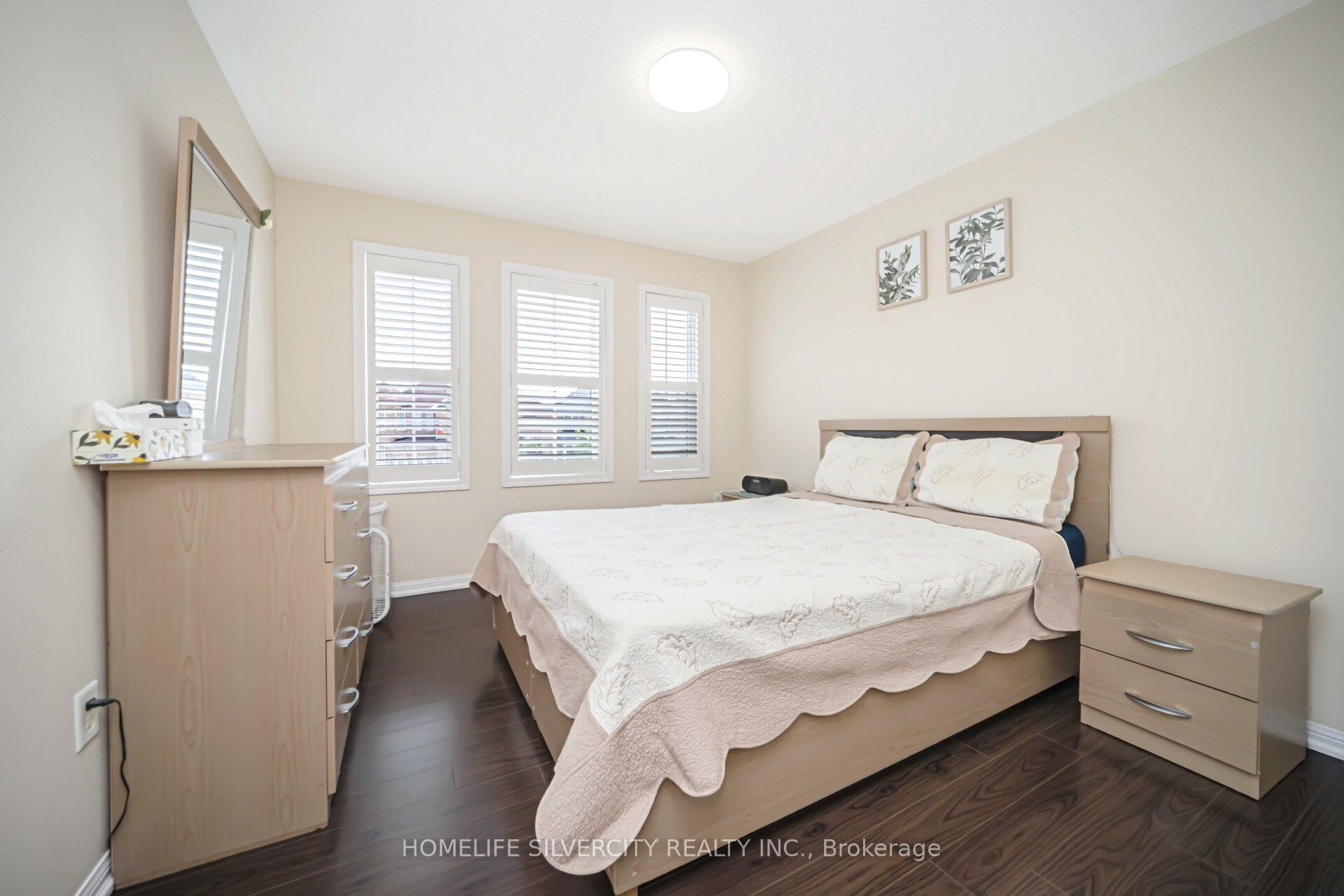 Photo 4 of 119 Herdwick Street, Brampton, Gore Industrial North — HOMEH