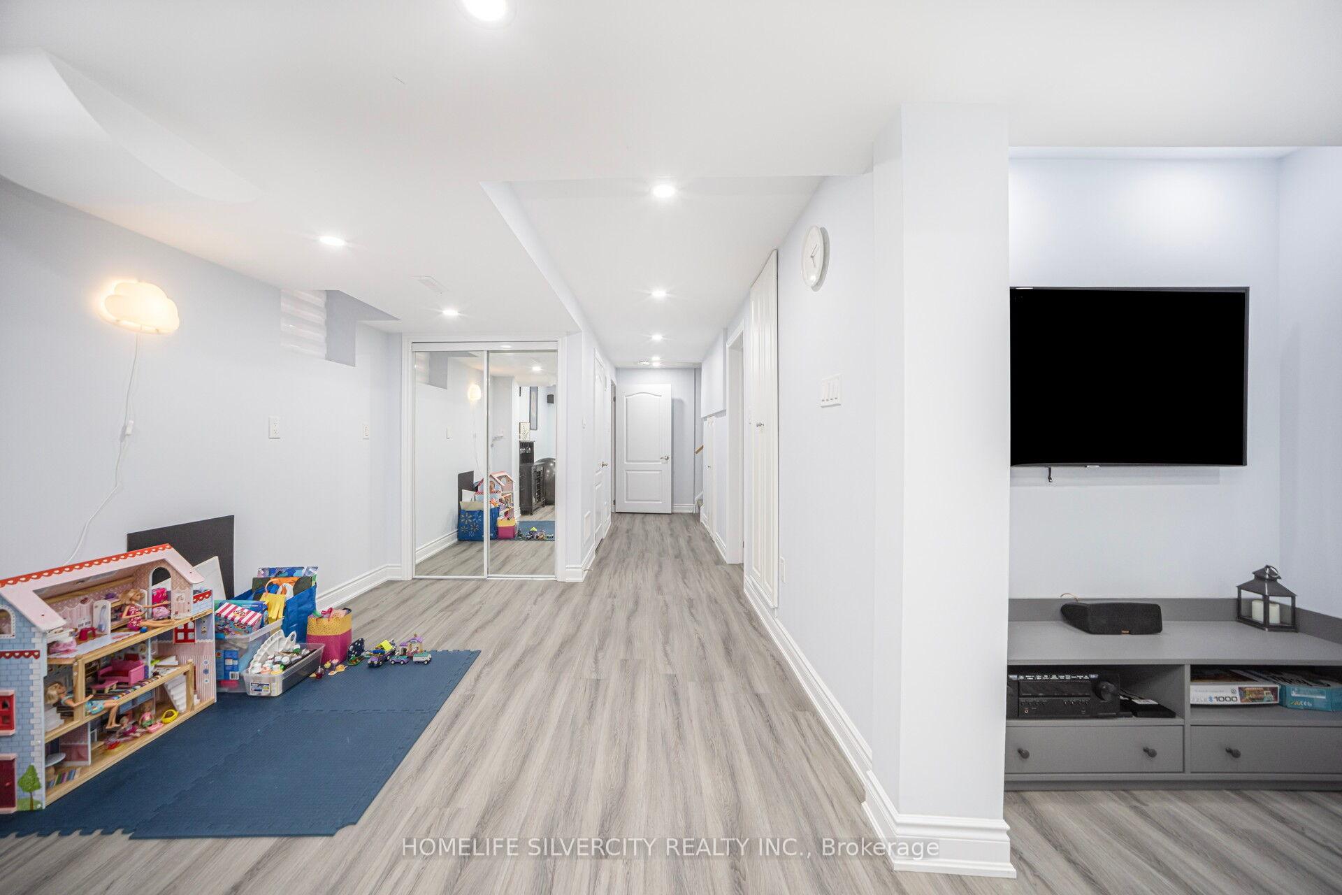 Photo 36 of 119 Herdwick Street, Brampton, Gore Industrial North — HOMEH