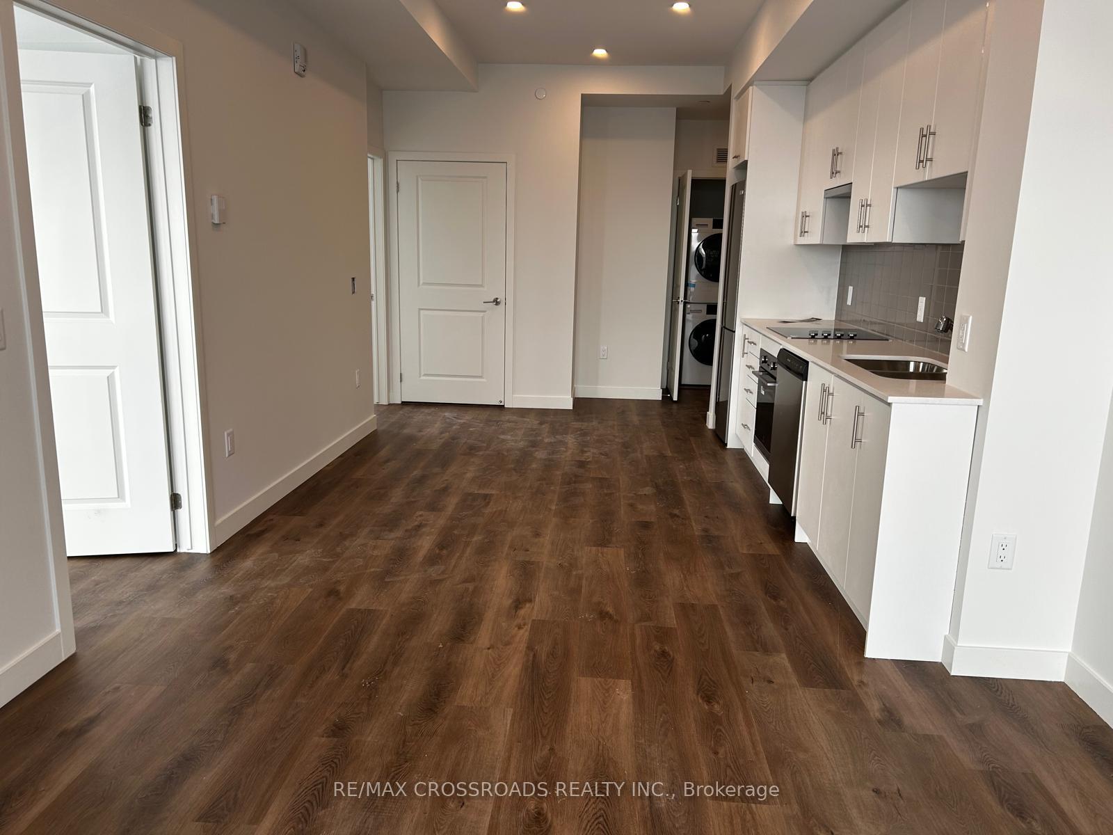 Photo 13 of Unit 614, 461 Green Road, Hamilton, Lakeshore — HOMEH