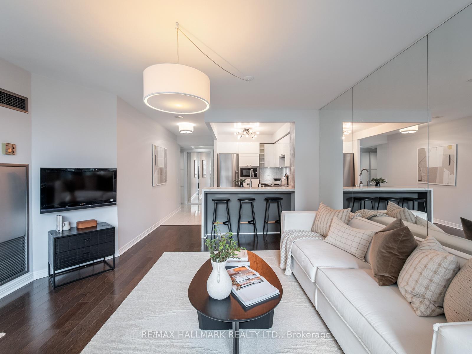 Photo 21 of Unit 809, 942 Yonge Street, Toronto, The Annex — HOMEH