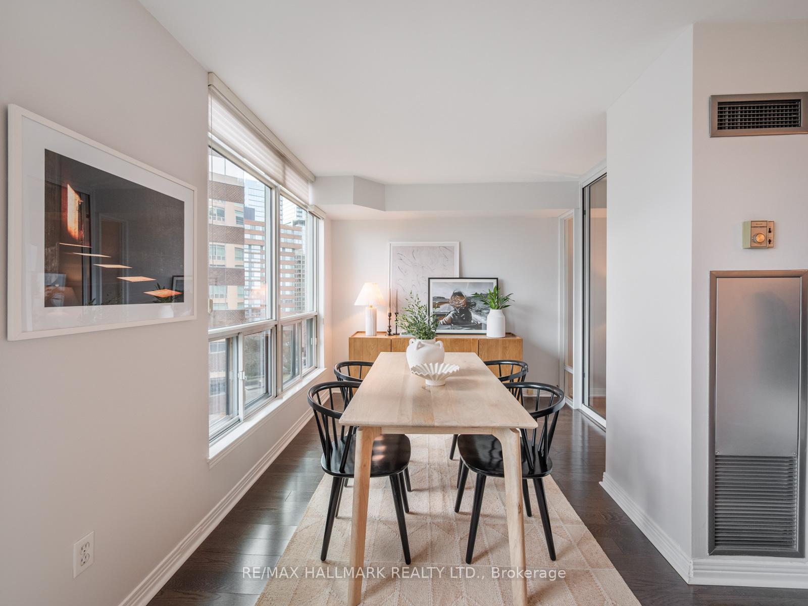 Photo 19 of Unit 809, 942 Yonge Street, Toronto, The Annex — HOMEH