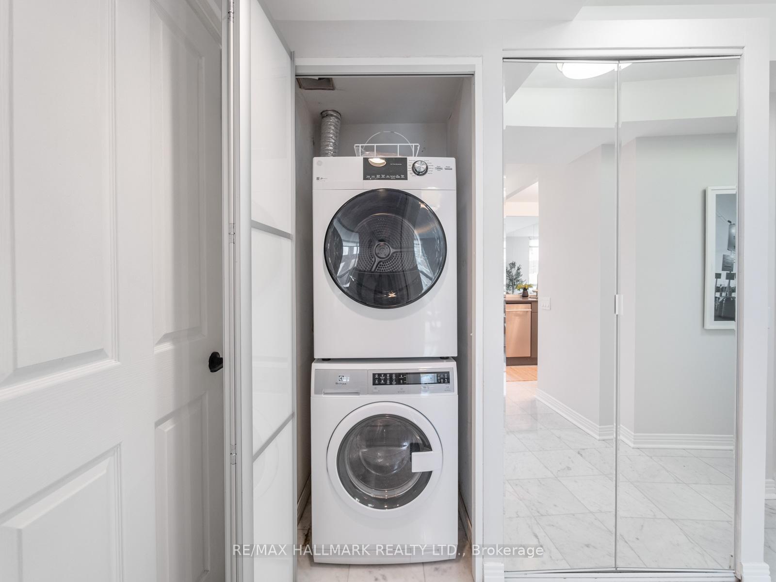 Photo 23 of Unit 809, 942 Yonge Street, Toronto, The Annex — HOMEH