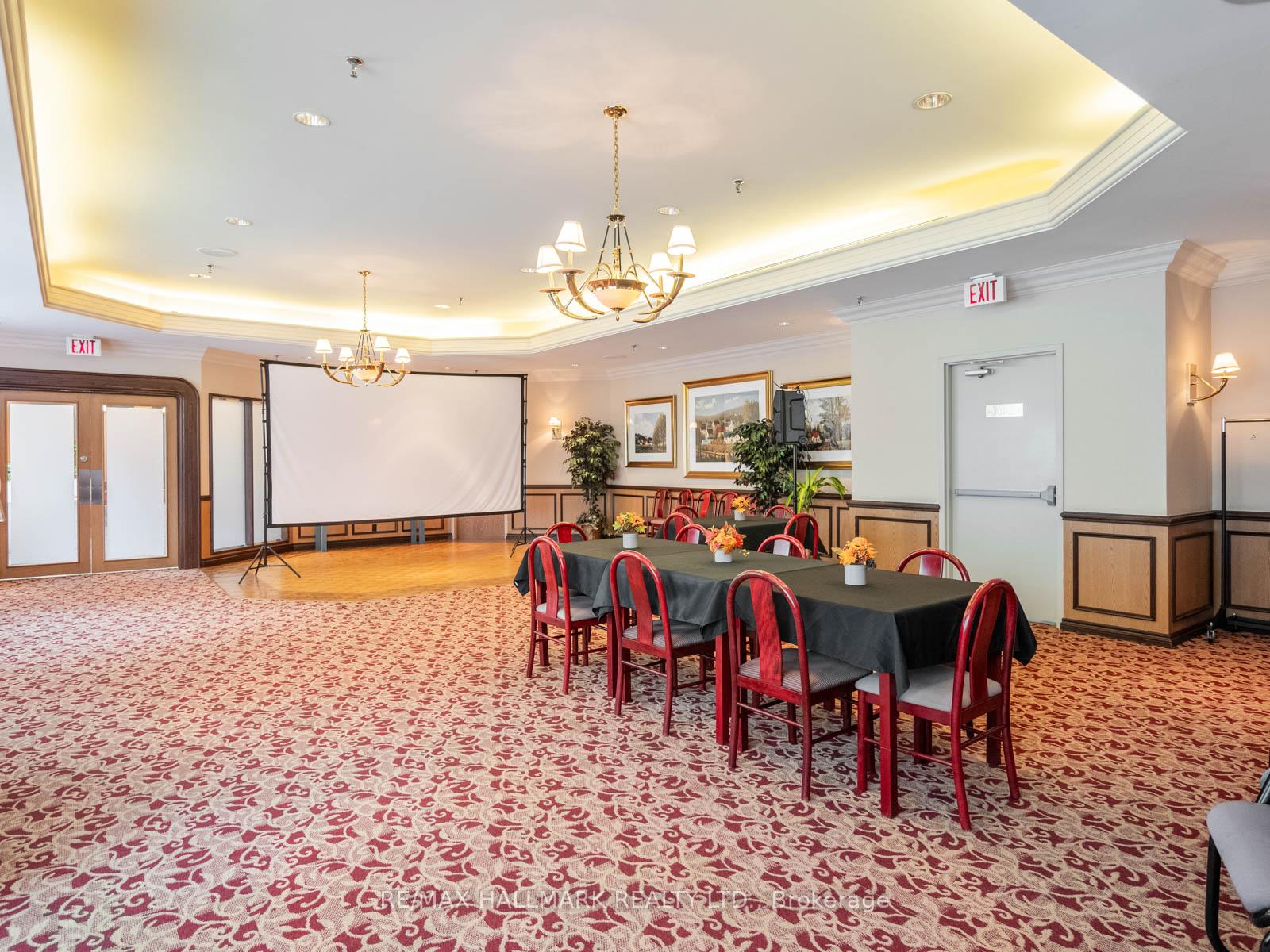 Photo 29 of Unit 809, 942 Yonge Street, Toronto, The Annex — HOMEH
