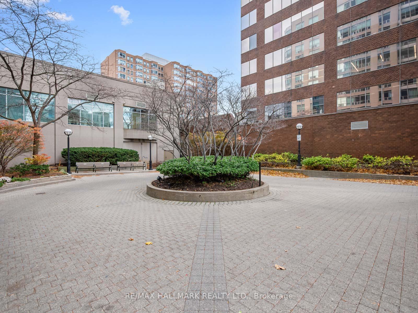 Photo 40 of Unit 809, 942 Yonge Street, Toronto, The Annex — HOMEH