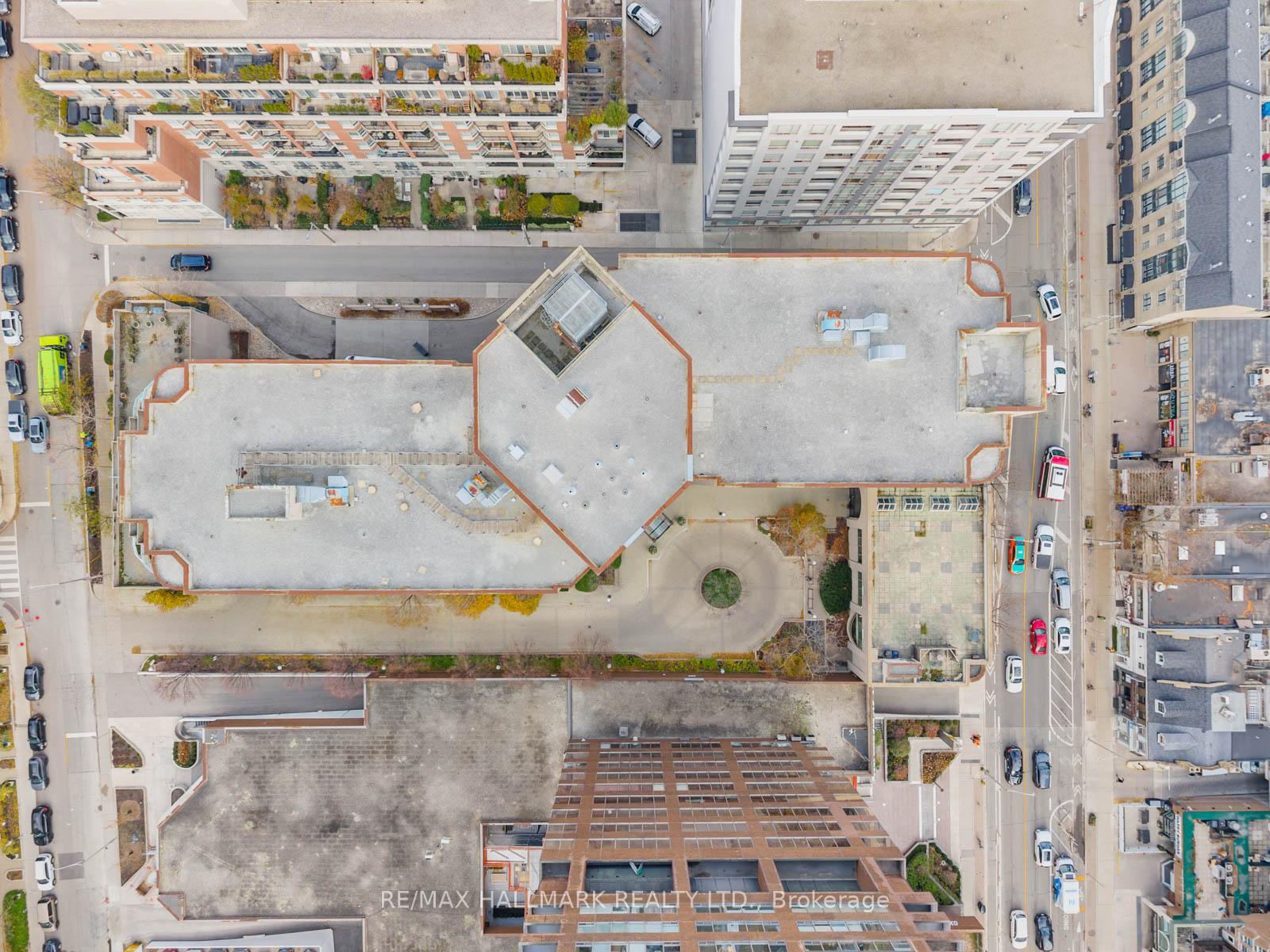 Photo 37 of Unit 809, 942 Yonge Street, Toronto, The Annex — HOMEH