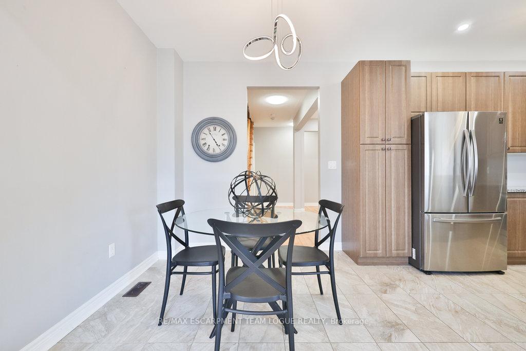 Photo 13 of 503 Downes Jackson Heights, Milton, Harrison — HOMEH