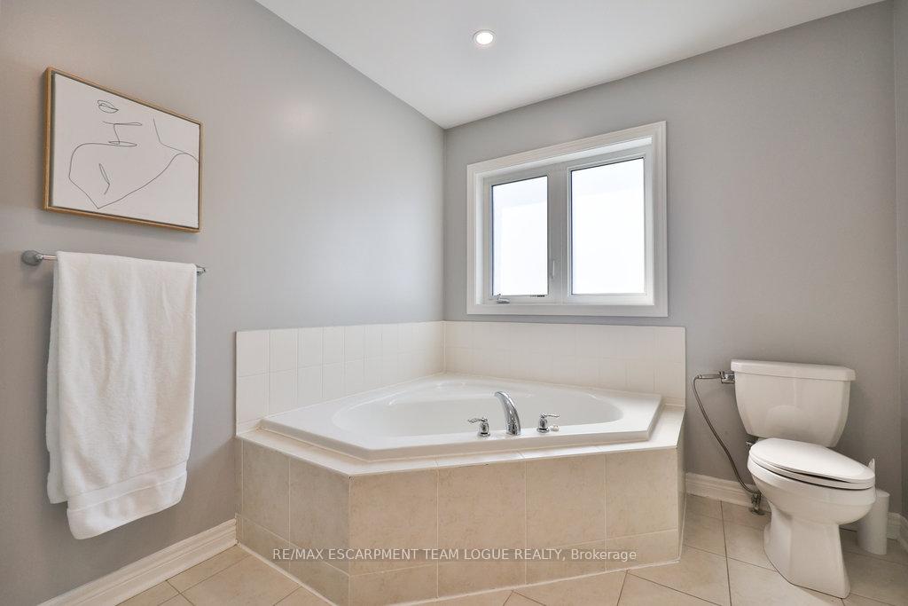 Photo 12 of 503 Downes Jackson Heights, Milton, Harrison — HOMEH