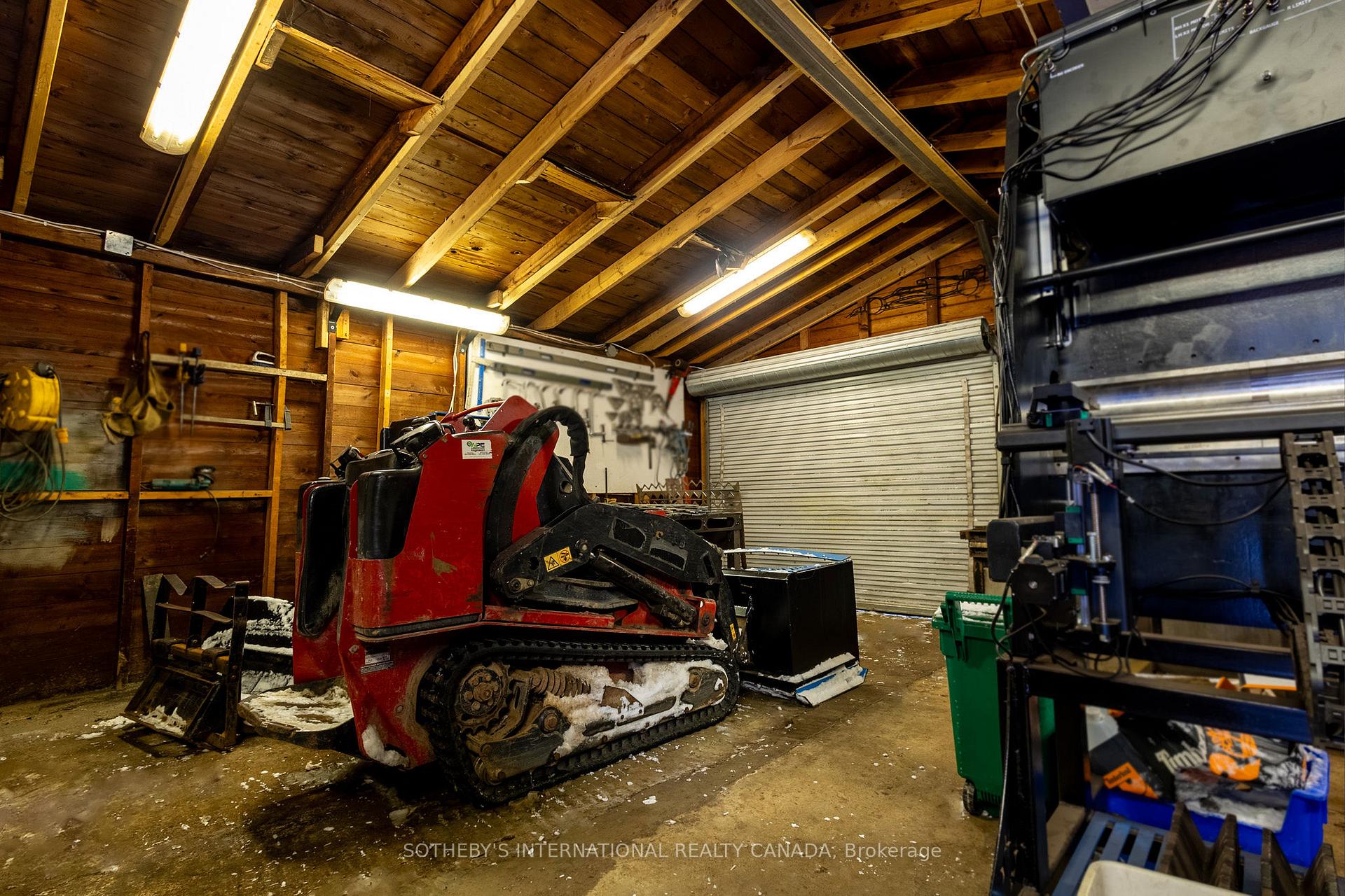 Photo 27 of 64 Lancaster Estates, Kitchener — HOMEH