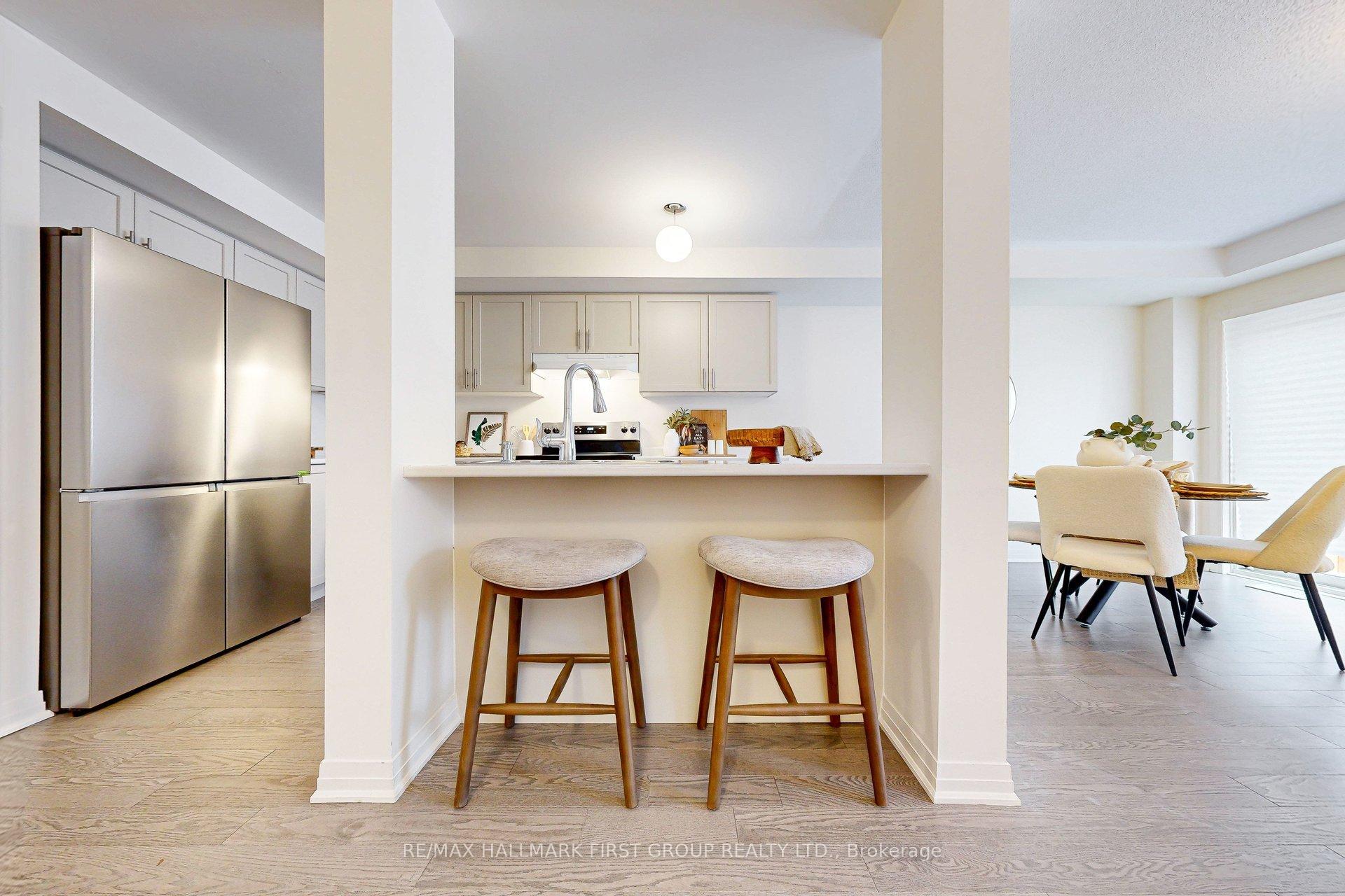 Photo 16 of Unit 42, 106 Caspian Square, Clarington, Bowmanville — HOMEH