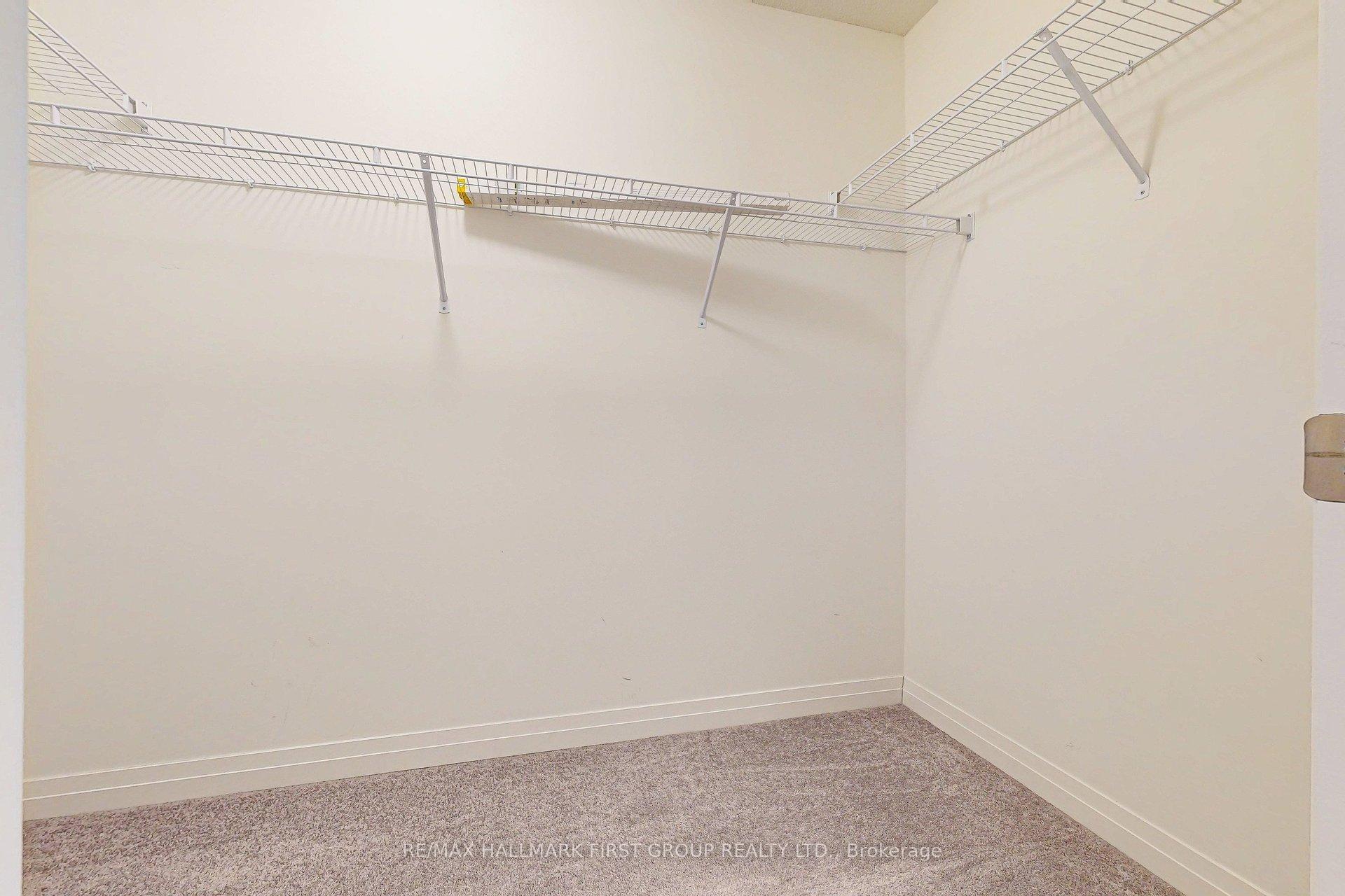 Photo 34 of Unit 42, 106 Caspian Square, Clarington, Bowmanville — HOMEH