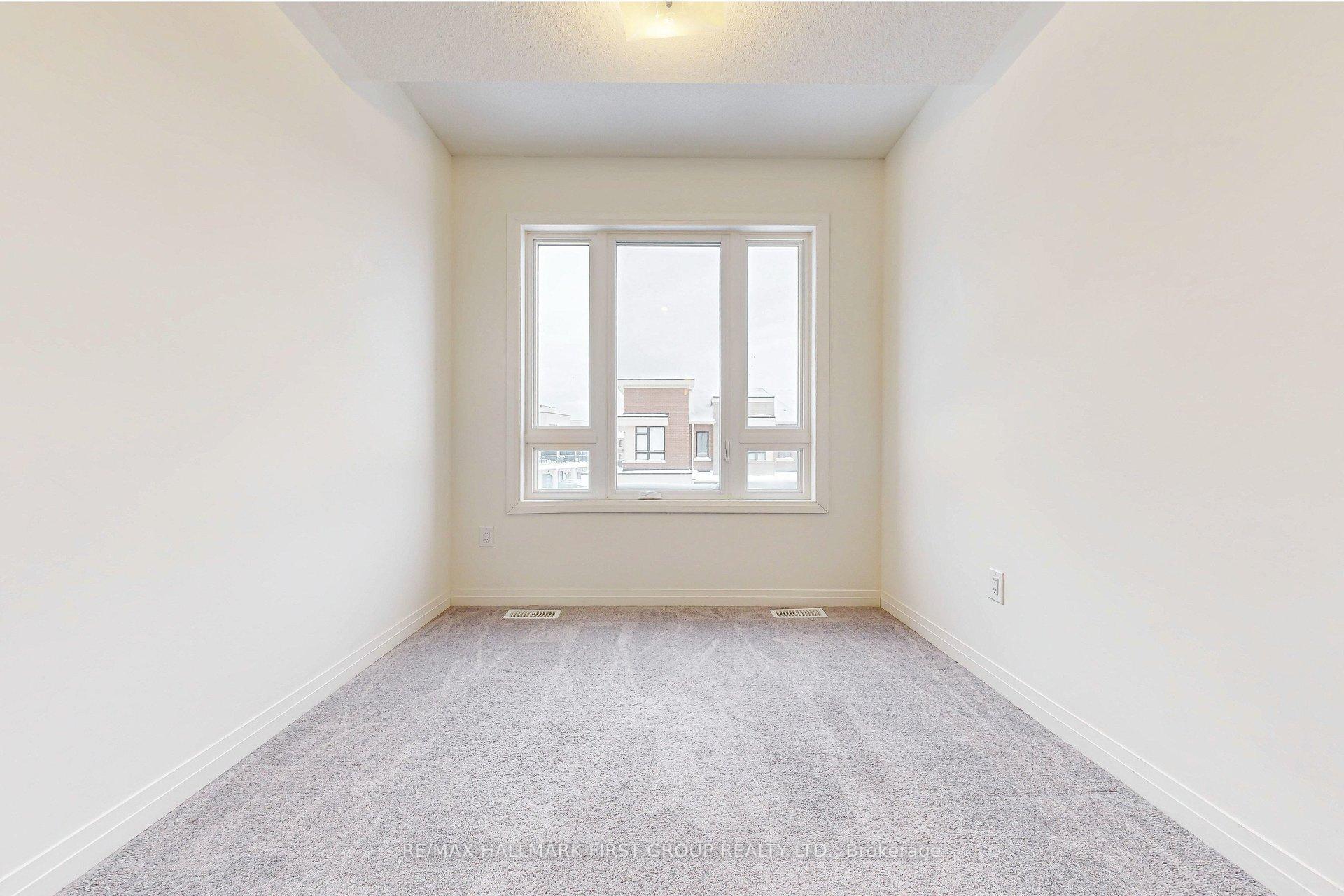 Photo 24 of Unit 42, 106 Caspian Square, Clarington, Bowmanville — HOMEH