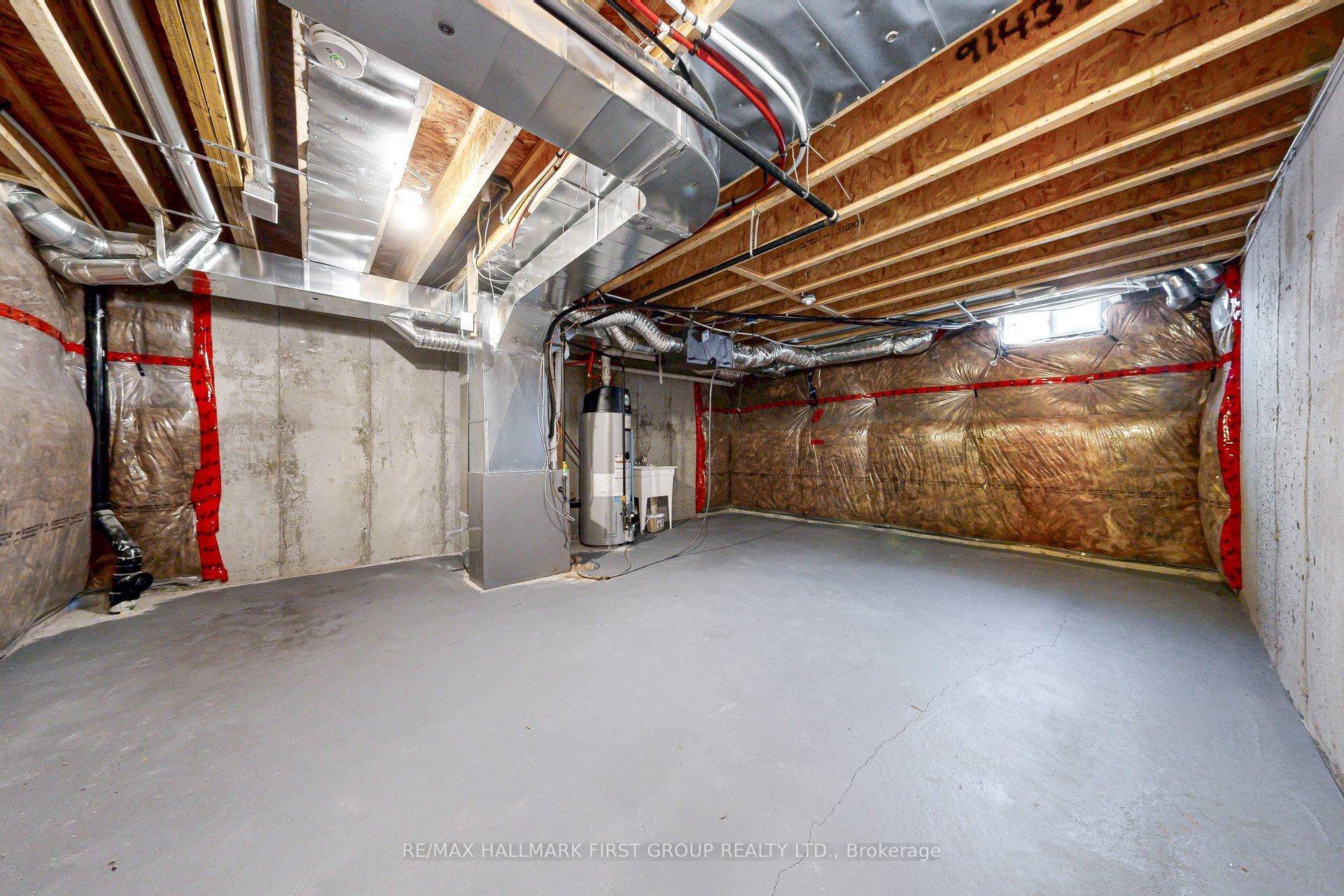 Photo 41 of Unit 42, 106 Caspian Square, Clarington, Bowmanville — HOMEH