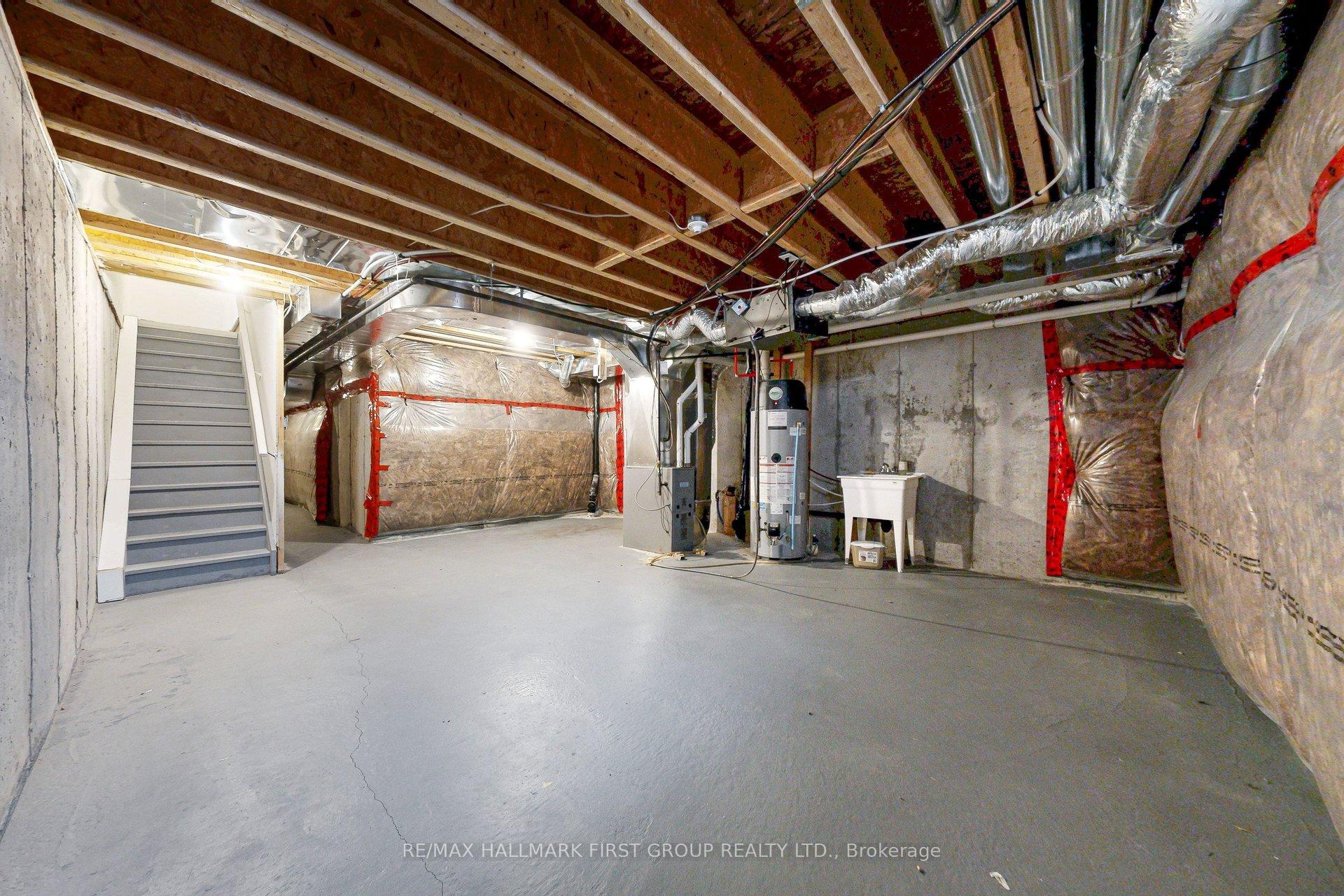 Photo 40 of Unit 42, 106 Caspian Square, Clarington, Bowmanville — HOMEH