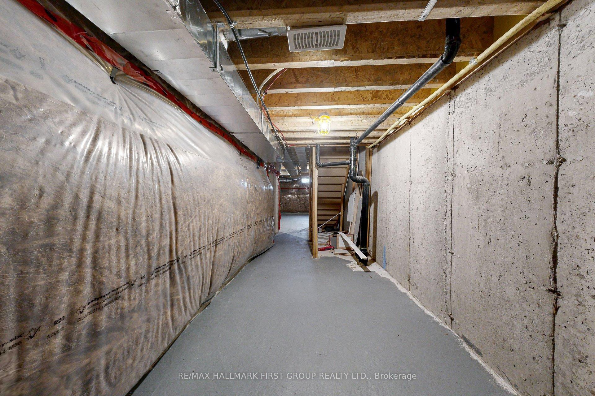 Photo 15 of Unit 42, 106 Caspian Square, Clarington, Bowmanville — HOMEH