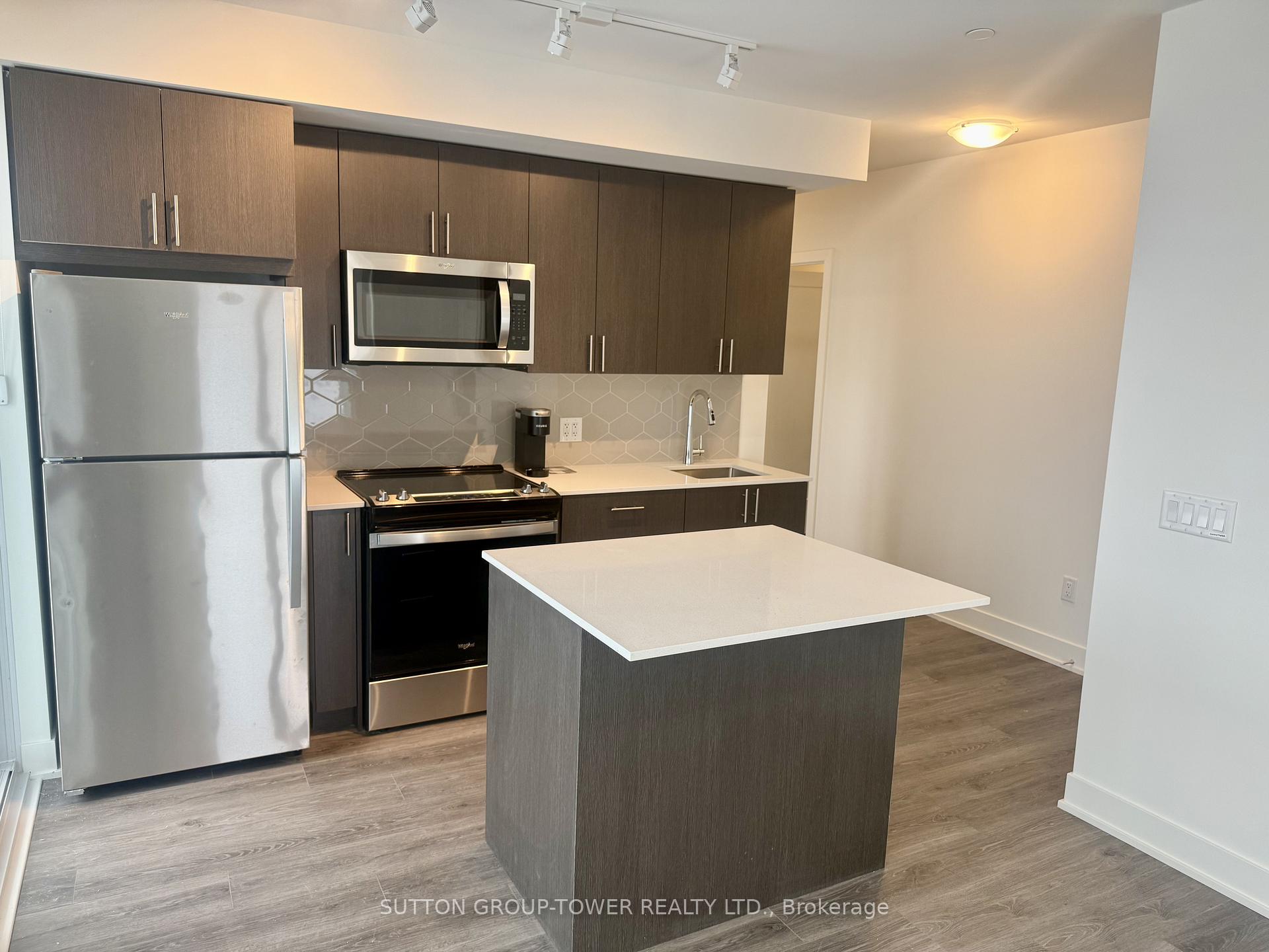 Photo 6 of Unit 926, 2545 Simcoe Street N, Oshawa, Windfields — HOMEH