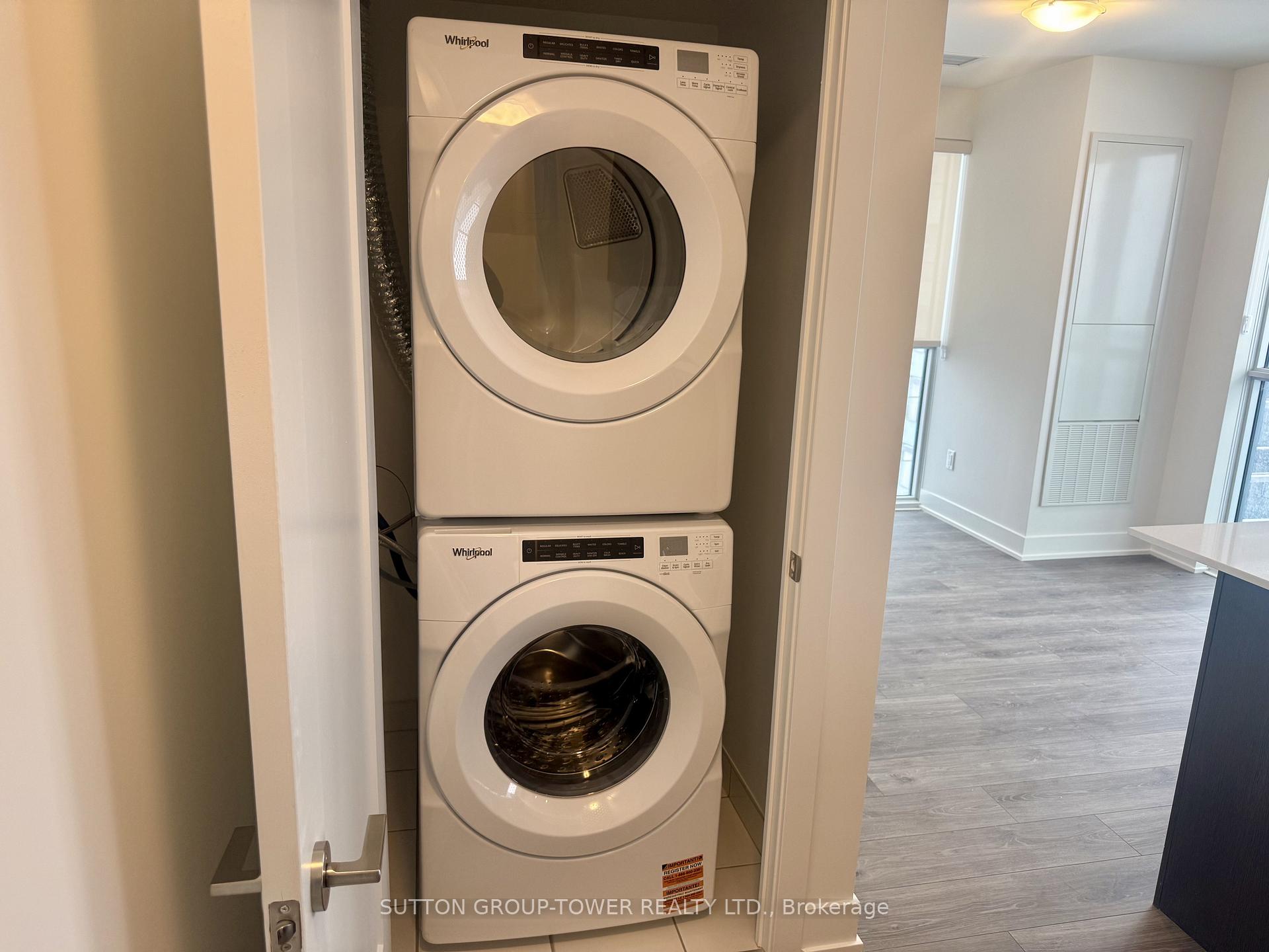 Photo 14 of Unit 926, 2545 Simcoe Street N, Oshawa, Windfields — HOMEH