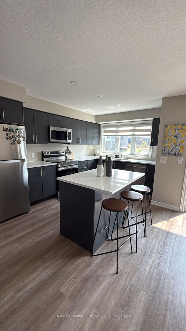 Photo 1 of Unit 45, 261 Chapel Hill Drive, Kitchener — HOMEH