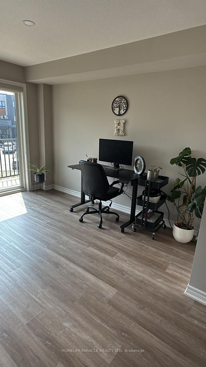 Photo 12 of Unit 45, 261 Chapel Hill Drive, Kitchener — HOMEH