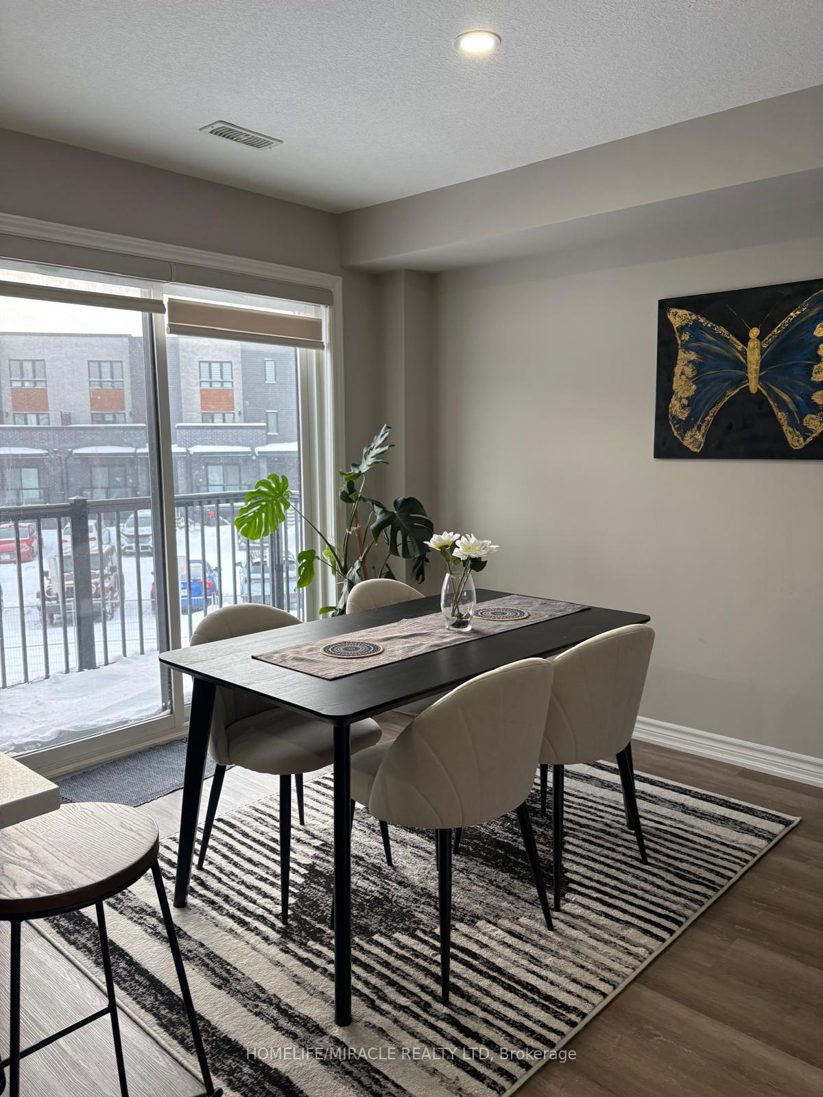 Photo 8 of Unit 45, 261 Chapel Hill Drive, Kitchener — HOMEH