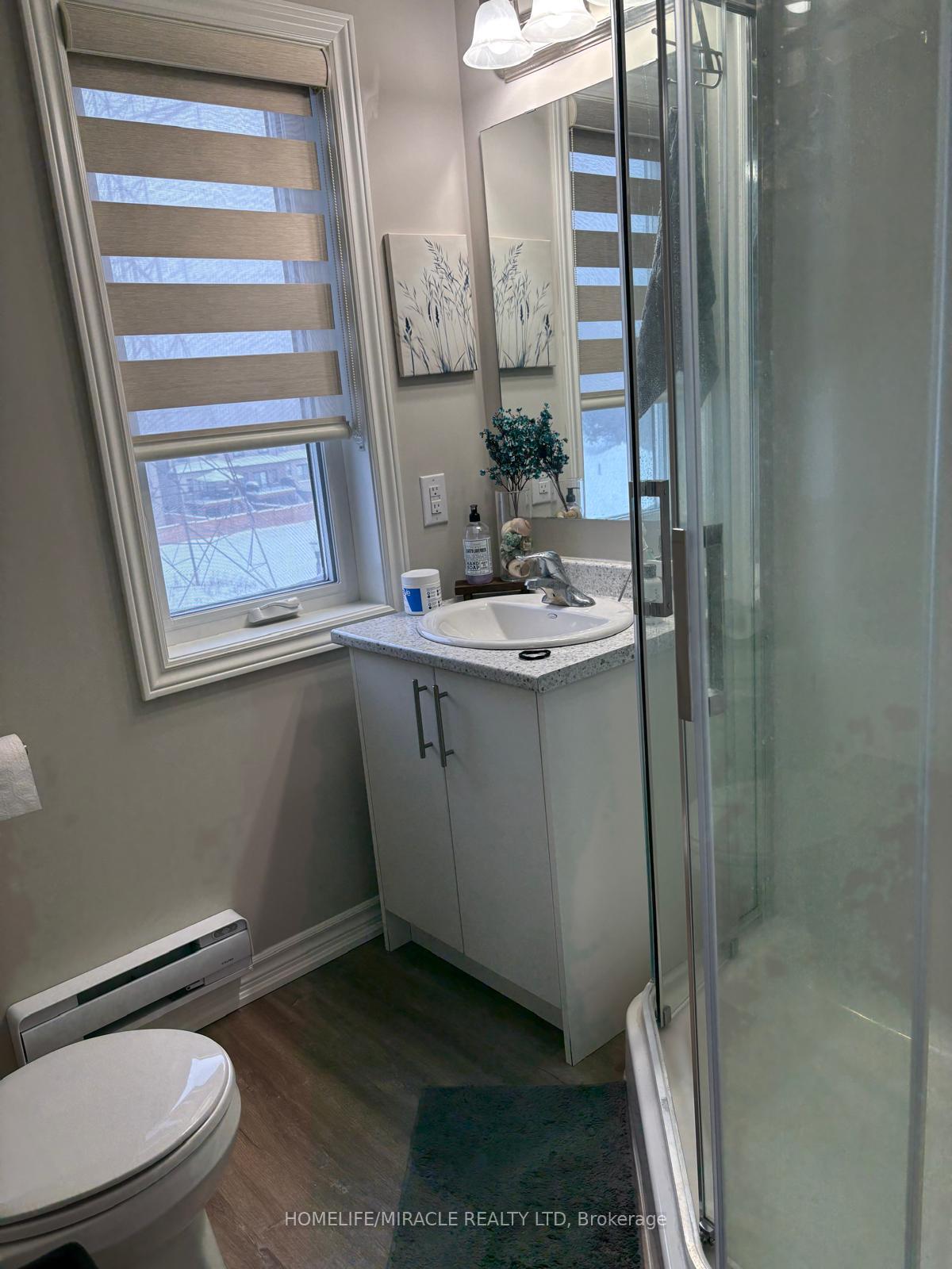 Photo 10 of Unit 45, 261 Chapel Hill Drive, Kitchener — HOMEH