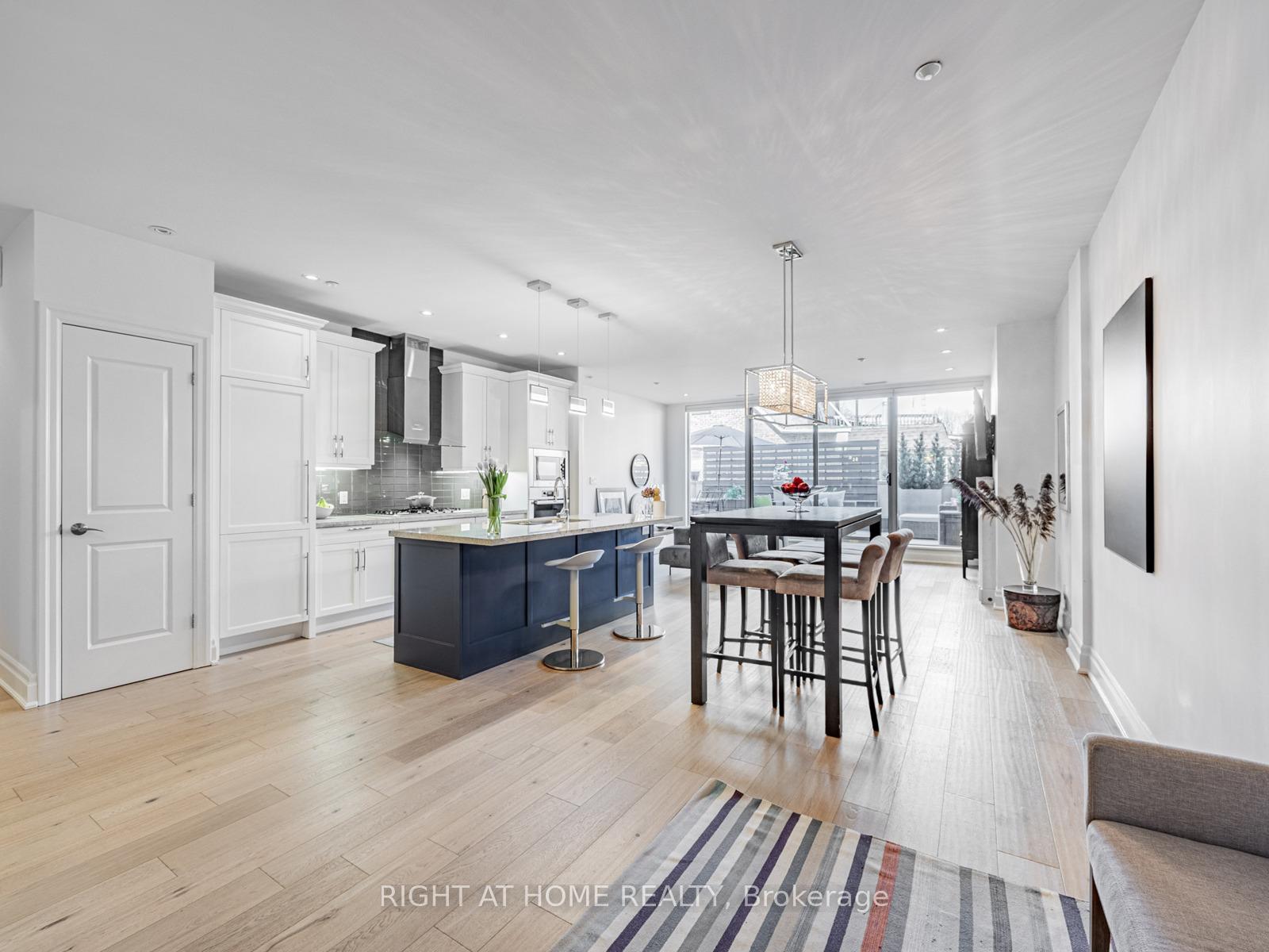 Photo 2 of Unit 207, 1 Rainsford Road, Toronto, The Beaches — HOMEH