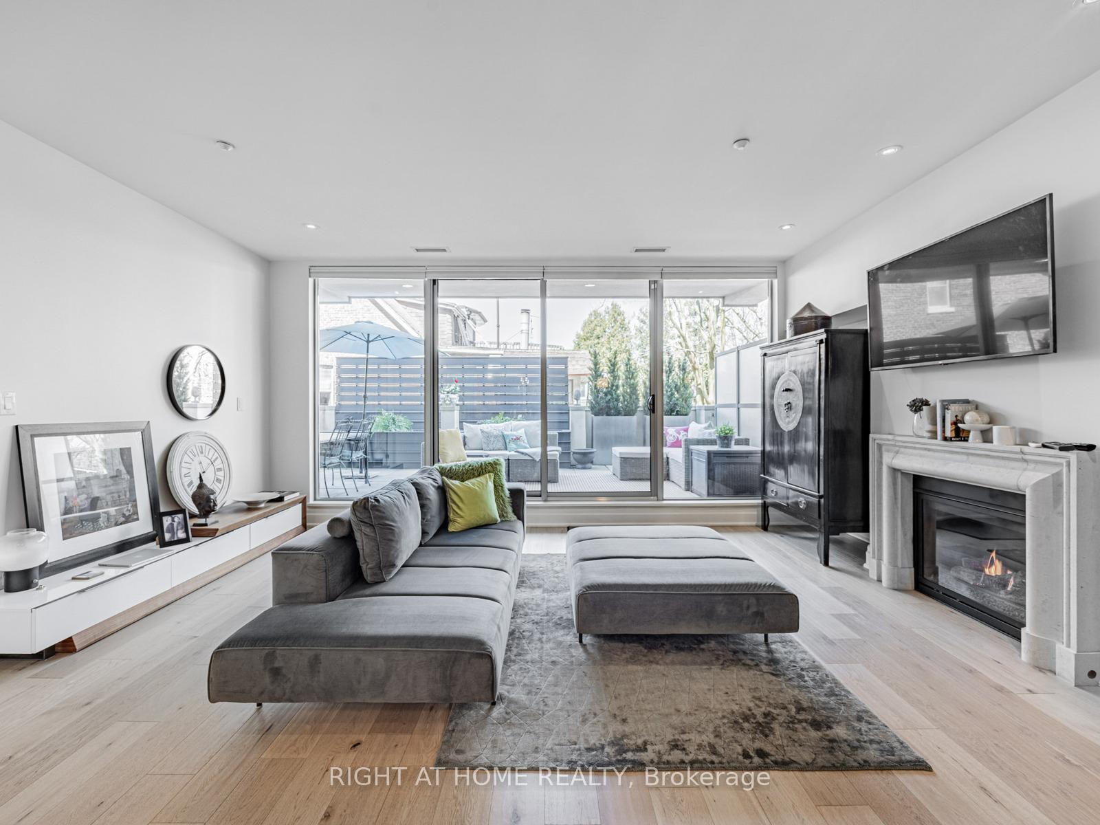 Photo 17 of Unit 207, 1 Rainsford Road, Toronto, The Beaches — HOMEH
